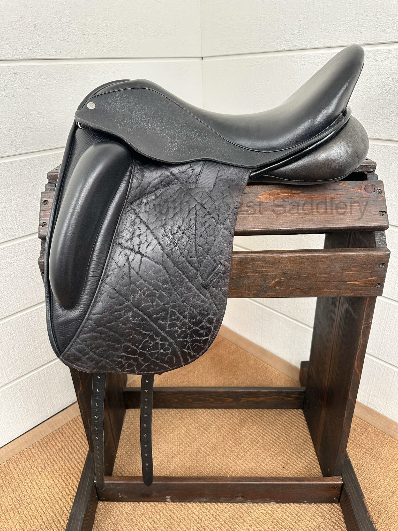 17.5" Custom Saddlery Icon Coda 2017