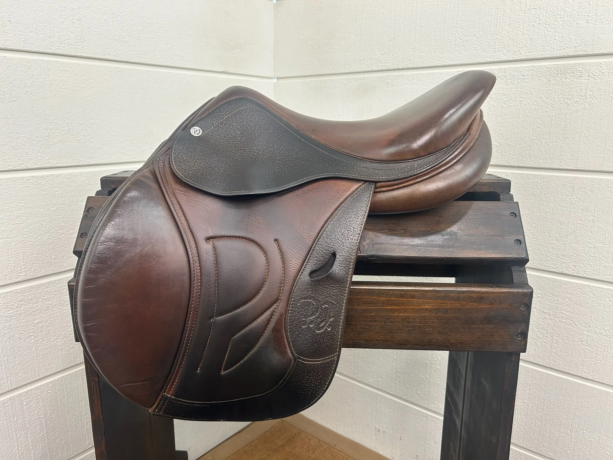 16" 1L PJ Pro Jump Saddle - Full Calfskin