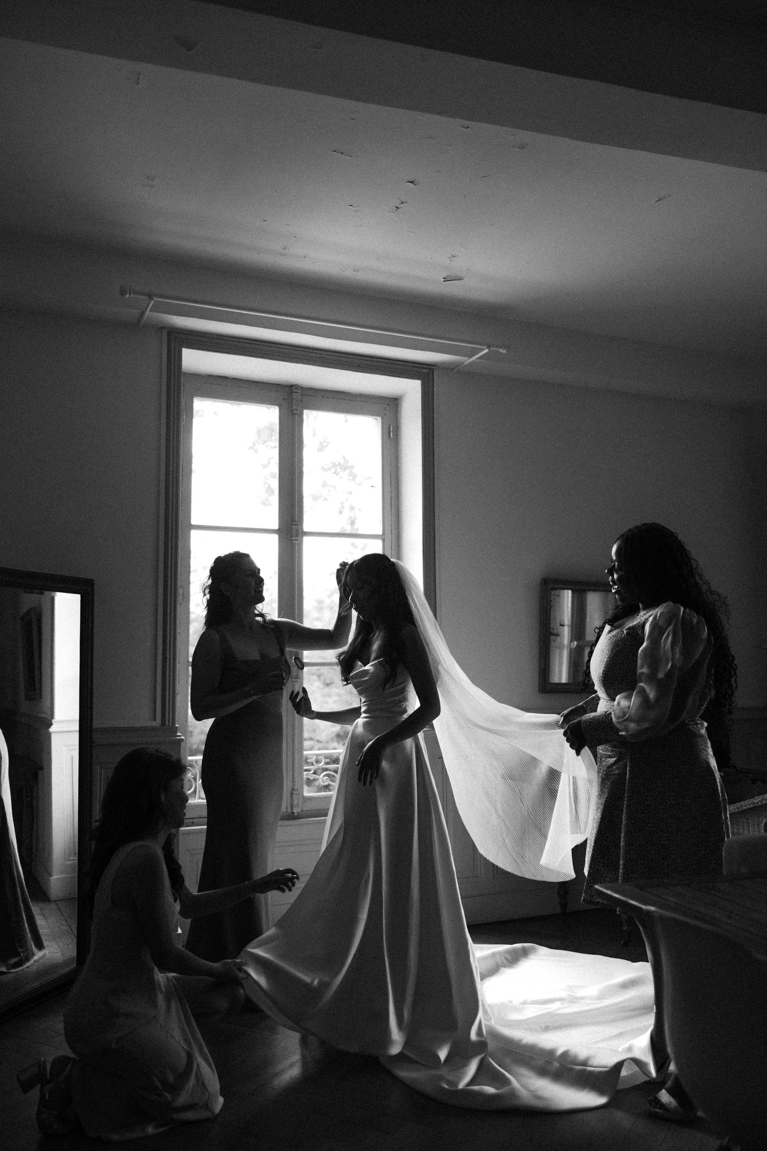 best wedding photographer Lyon Lemnaouer.com.jpg