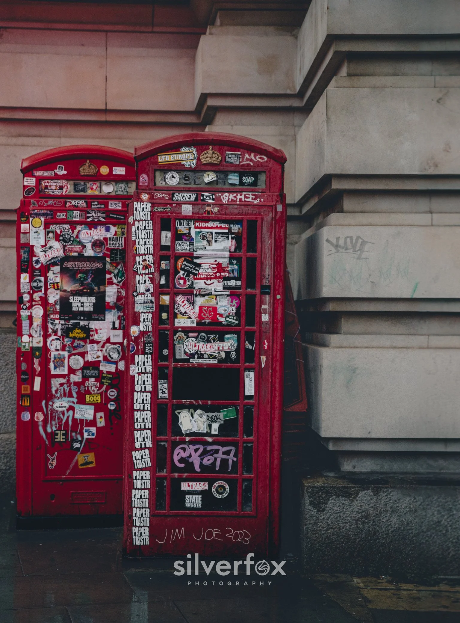 london telephone boxes.jpg