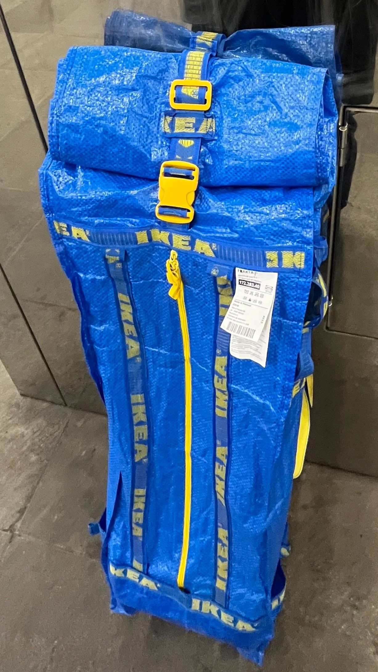 The IKEA longboard bag - April 2024