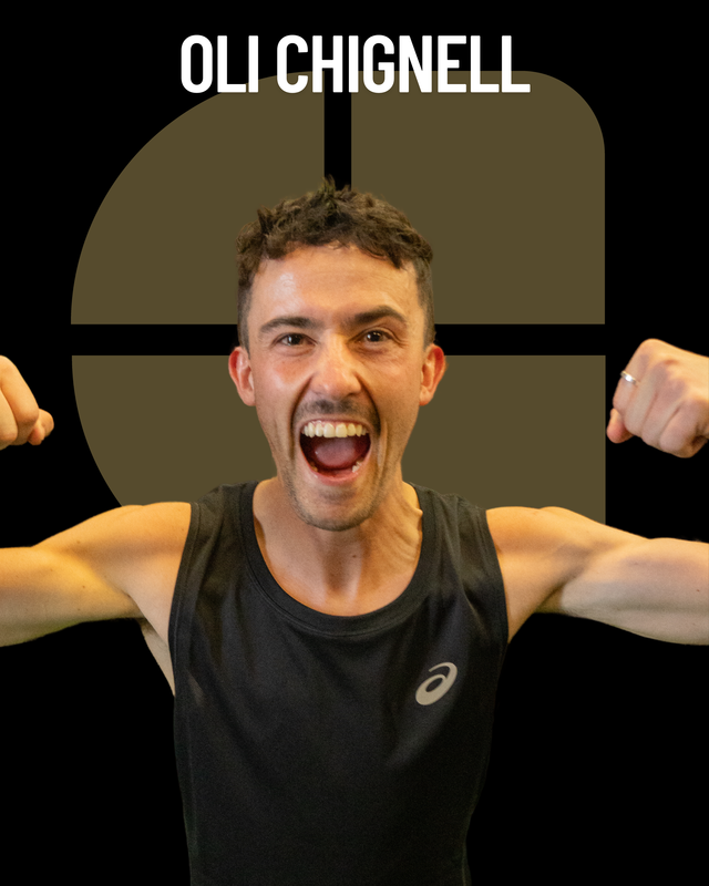 Oli Chignell Flexing