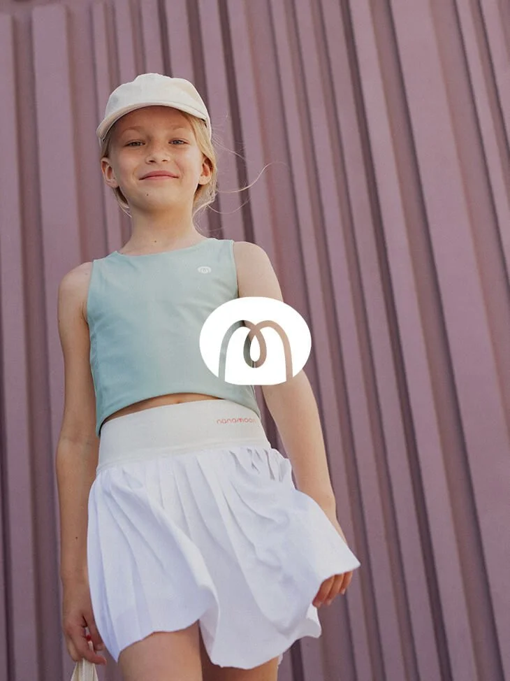 Jeune fille tenue de sport loisirs marque Nanamoon