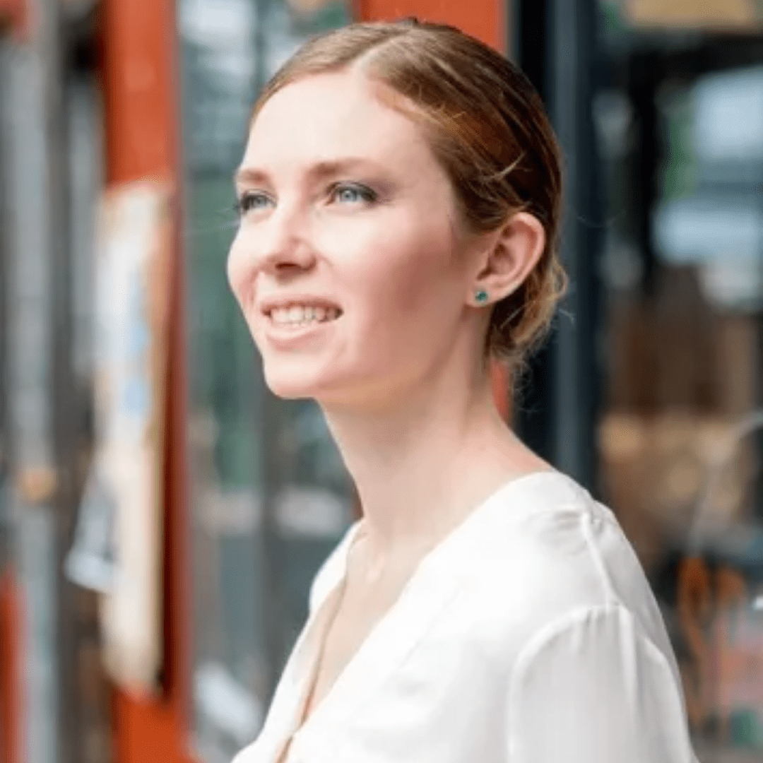 Episode 30: Running a Slow Fashion Brand - Interview with Stephanie Ostler from Devil May Wear