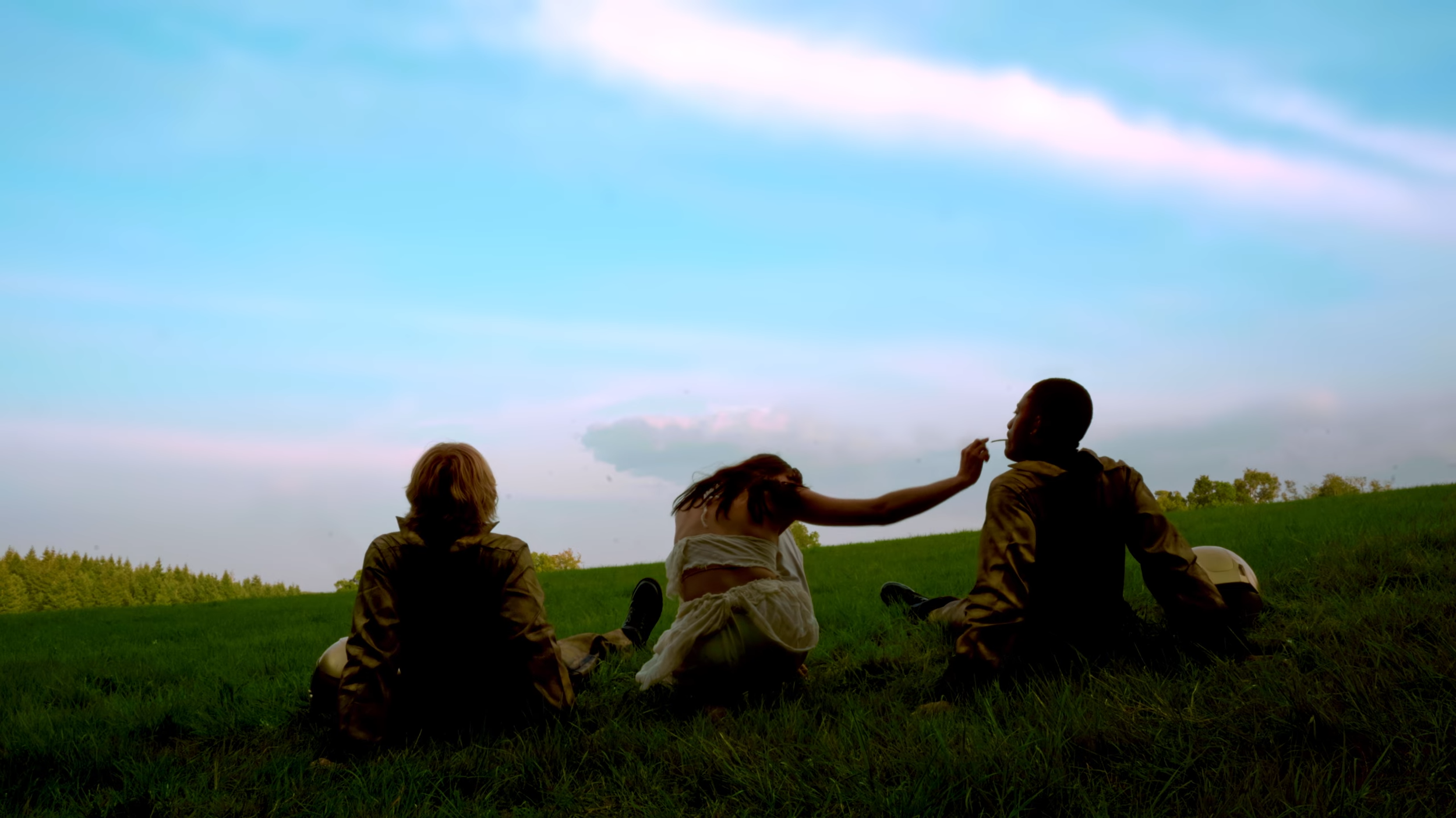 Owen Kennedy - Kiss Me But Make It Beautiful (Official Video) 3-54 screenshot.png