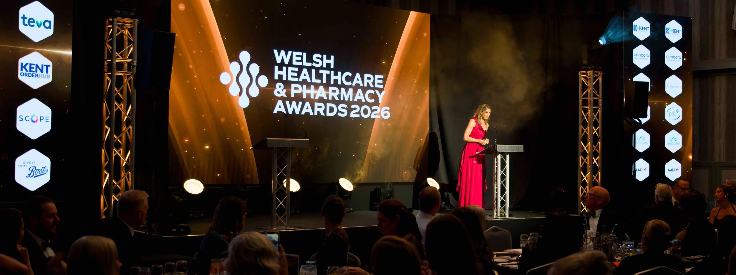 KyronMedia_TheValeHotel_PharmacyAwards2026_PresentingAwardsWEB_001.jpg