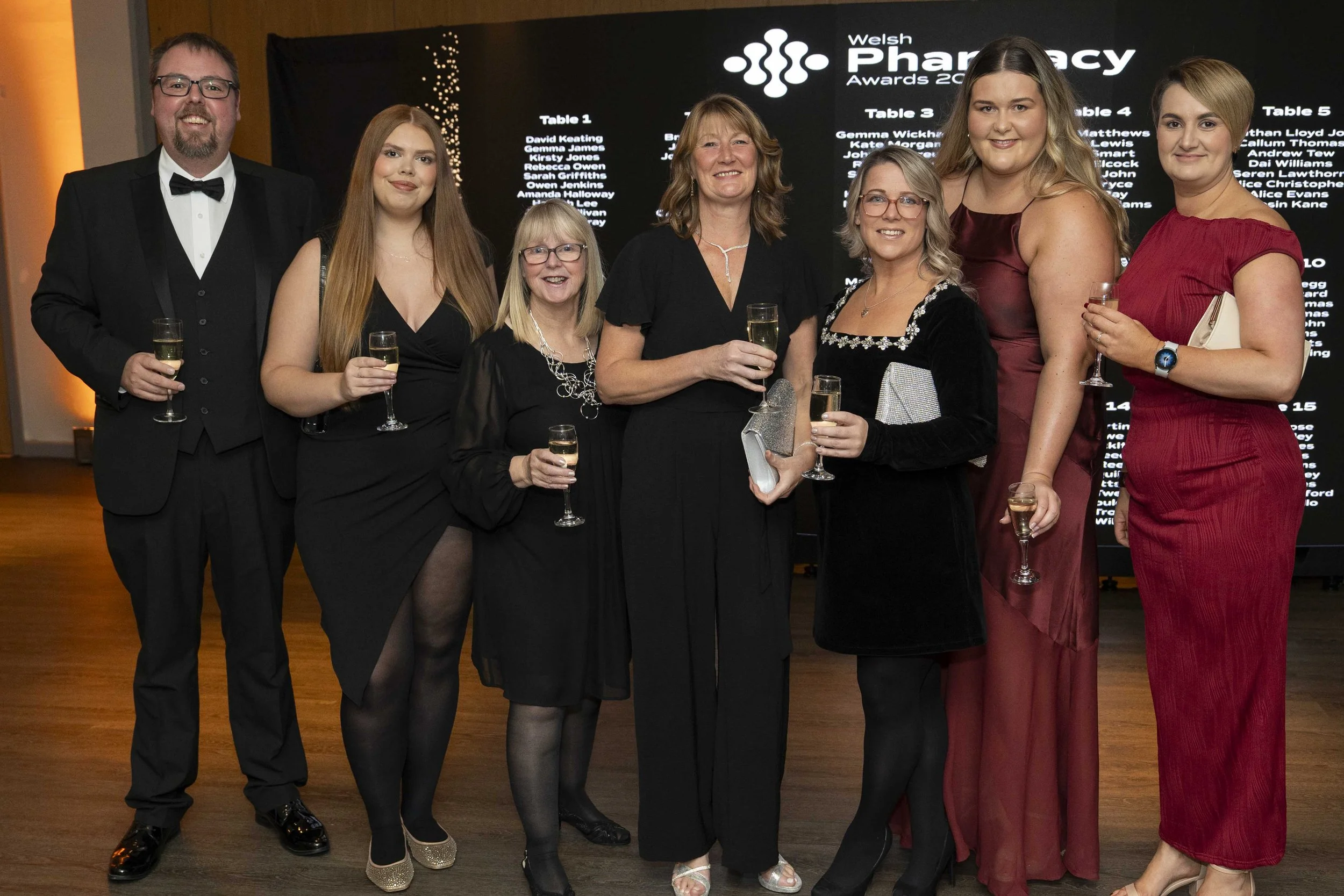 WelshPharmacyAwards2025_DrinksReception_005_HJBphotography.com.jpg