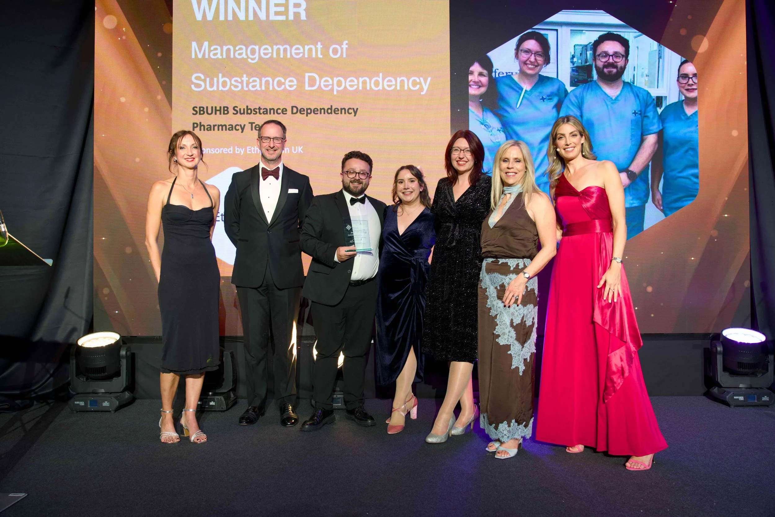 KyronMedia_TheValeHotel_PharmacyAwards2026_PresentingAwardsWEB_017.jpg