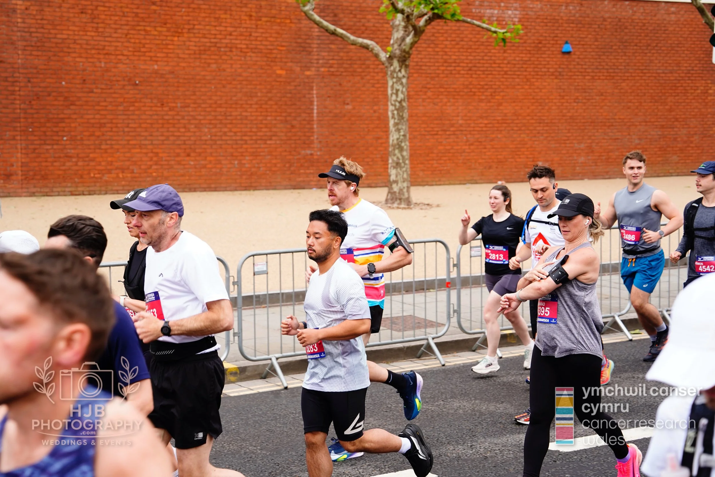 HJBphotography.com_CRWSwanseaHalf_2. The Start_31.jpg