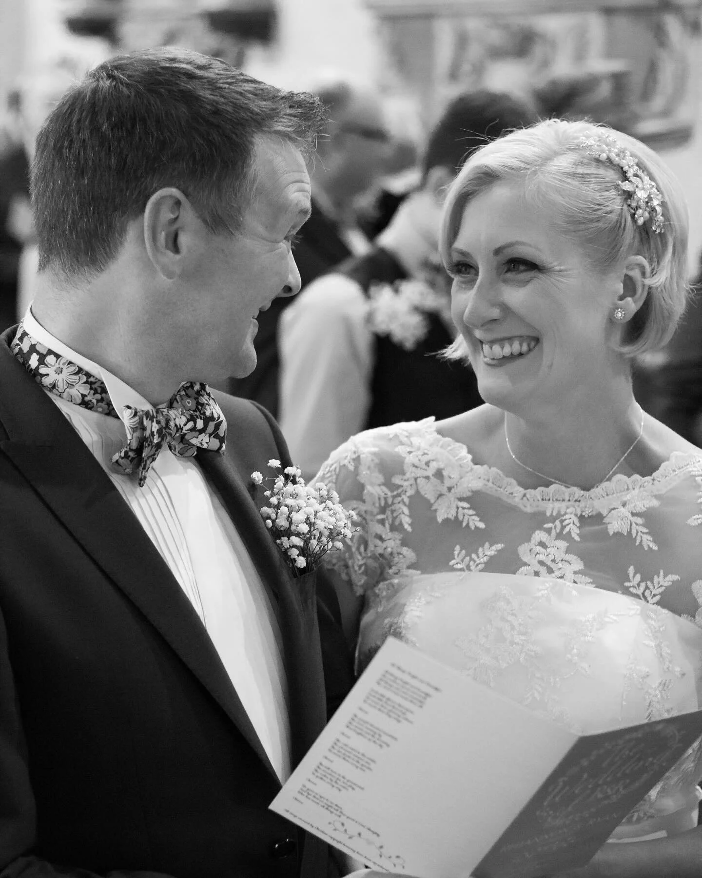 I LOVE photographing weddings! Just look how happy @windsurfinglegend Ryan and @rhiswim are on their special day! Like being kids all over again 😍 it was so lovely to be a part of their big day, I loved every minute of it!! 

If you&rsquo;d like a r
