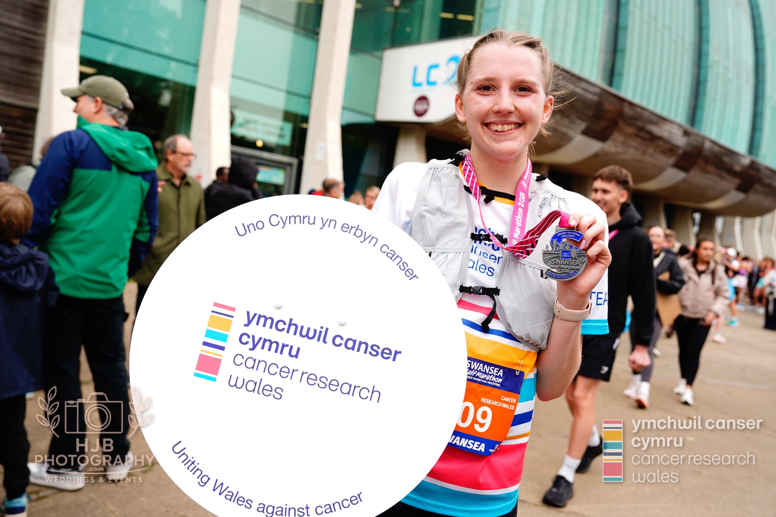 HJBphotography.com_CRWSwanseaHalf_4. Medals_26.jpg