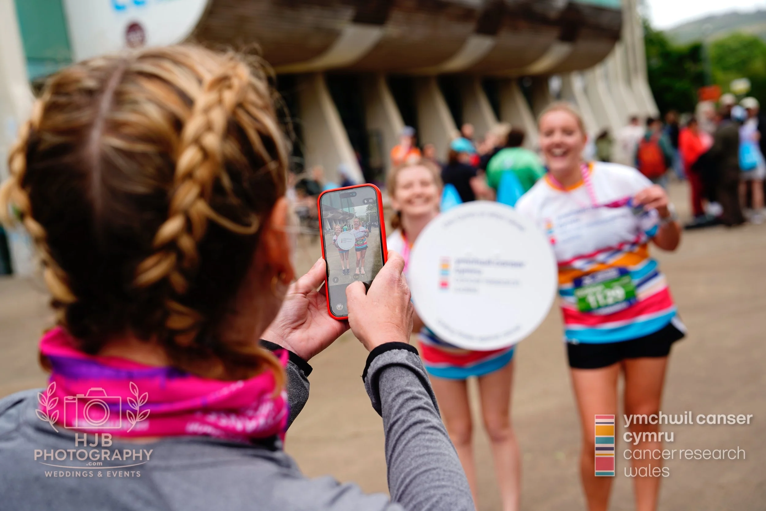 HJBphotography.com_CRWSwanseaHalf_4. Medals_48.jpg