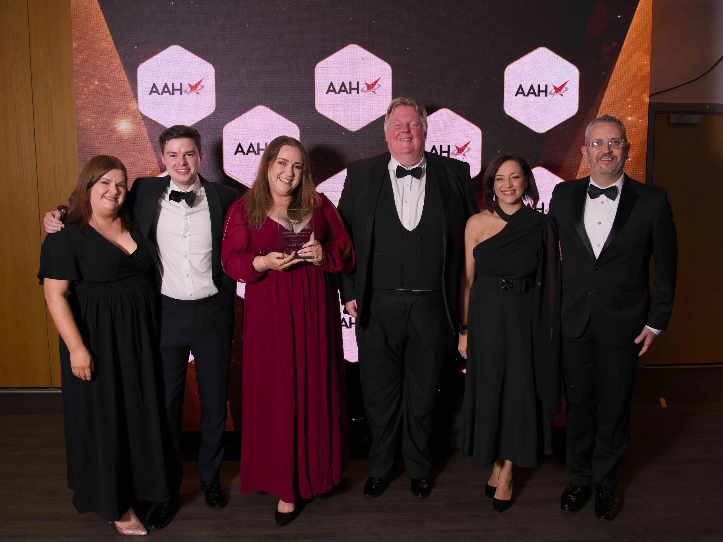 KyronMedia_TheValeHotel_PharmacyAwards2026_PresentingAwardsWEB_096.jpg