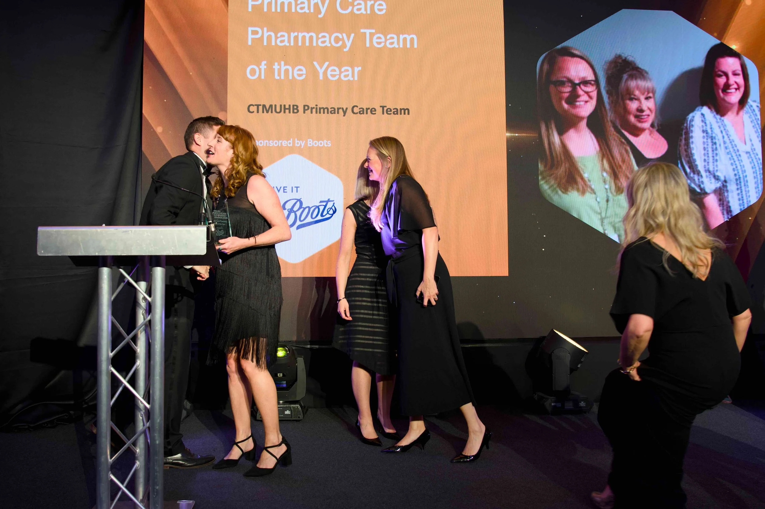 KyronMedia_TheValeHotel_PharmacyAwards2026_PresentingAwardsWEB_054.jpg