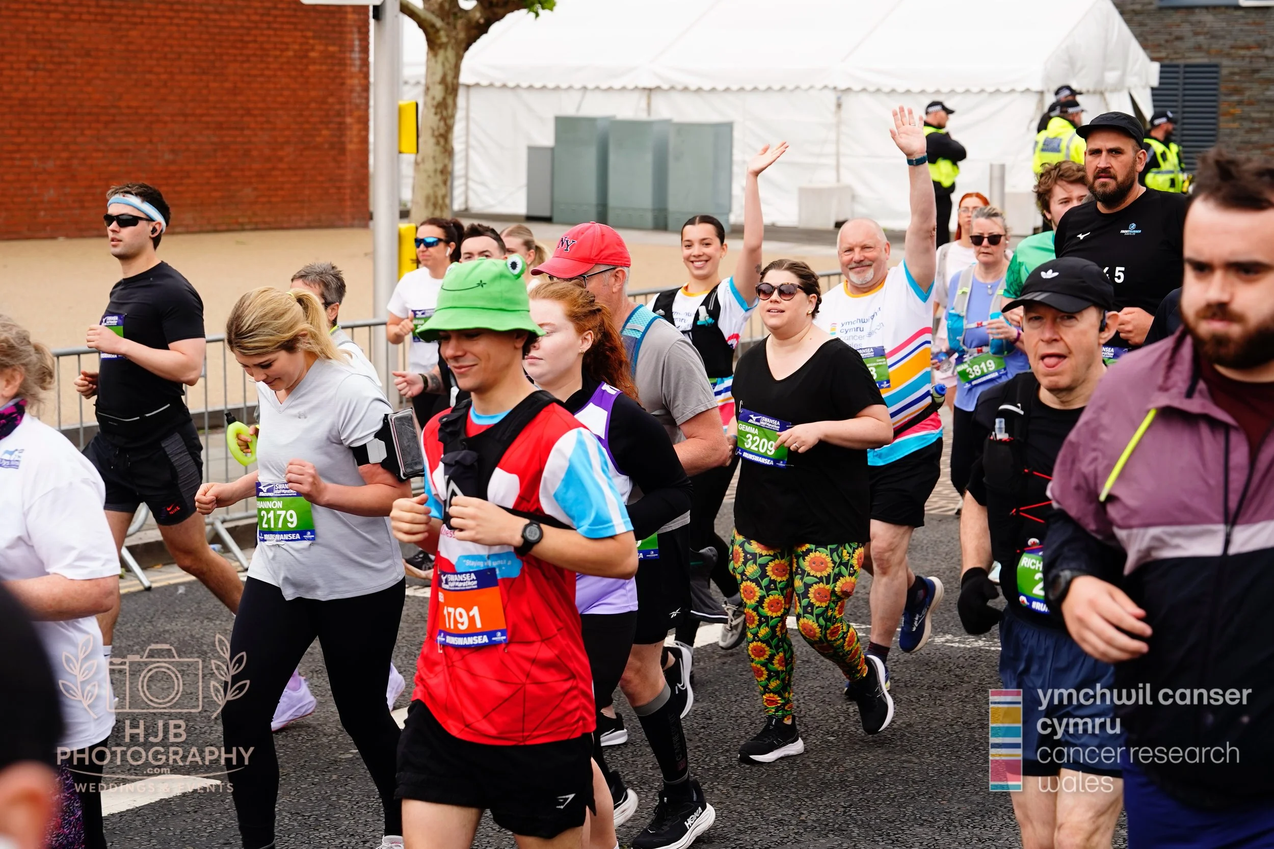 HJBphotography.com_CRWSwanseaHalf_2. The Start_80.jpg