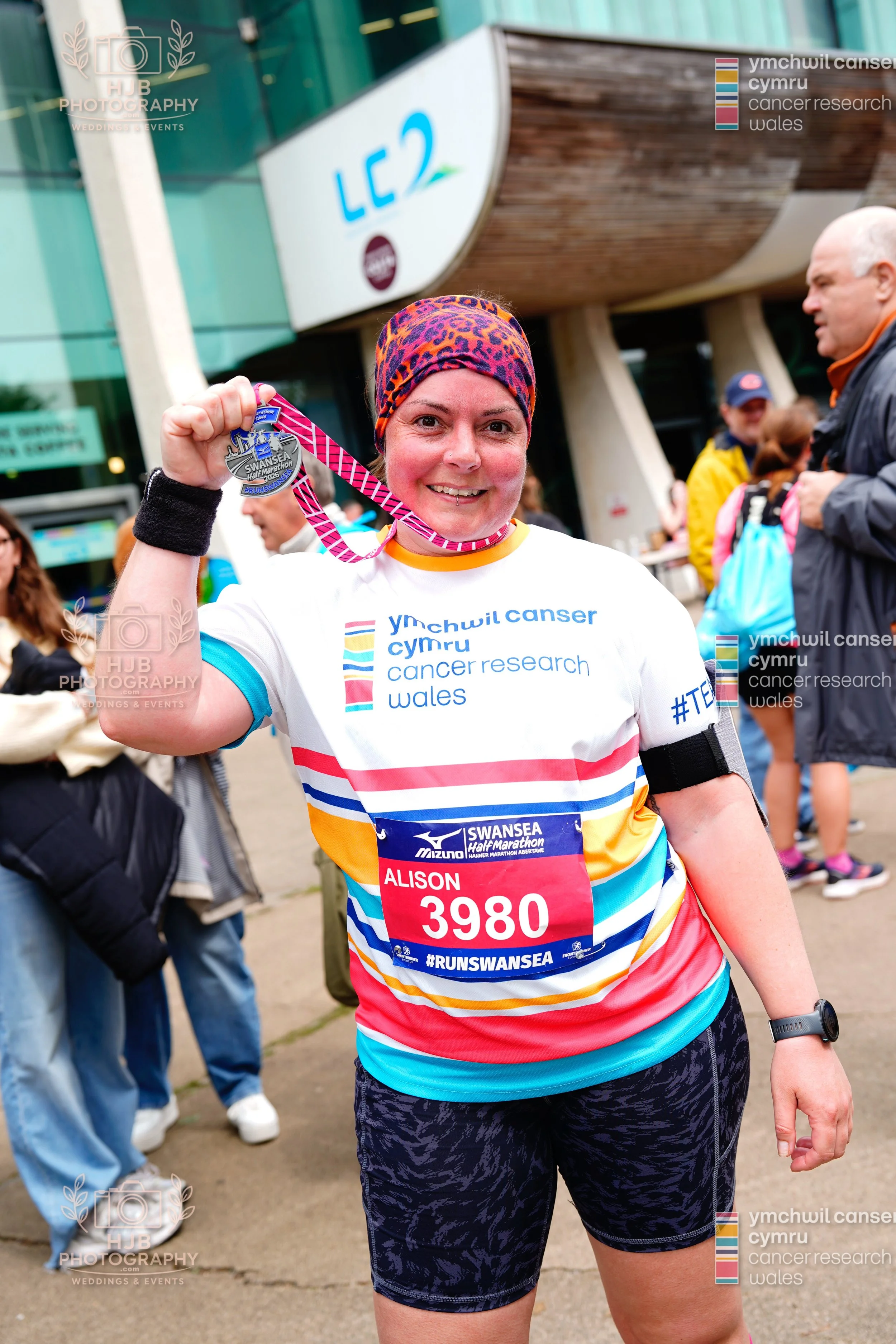 HJBphotography.com_CRWSwanseaHalf_4. Medals_31.jpg