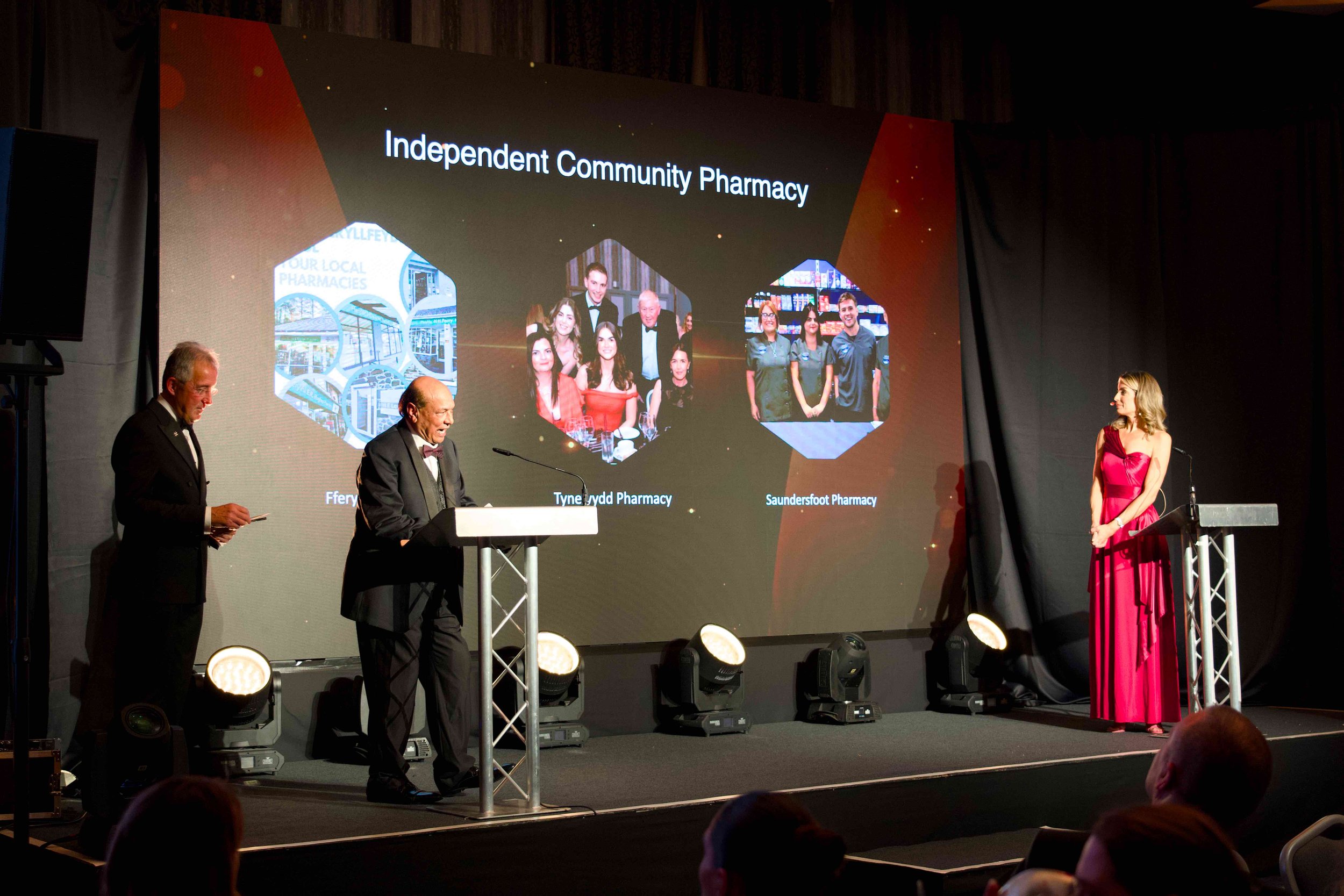 KyronMedia_TheValeHotel_PharmacyAwards2026_PresentingAwardsWEB_064.jpg