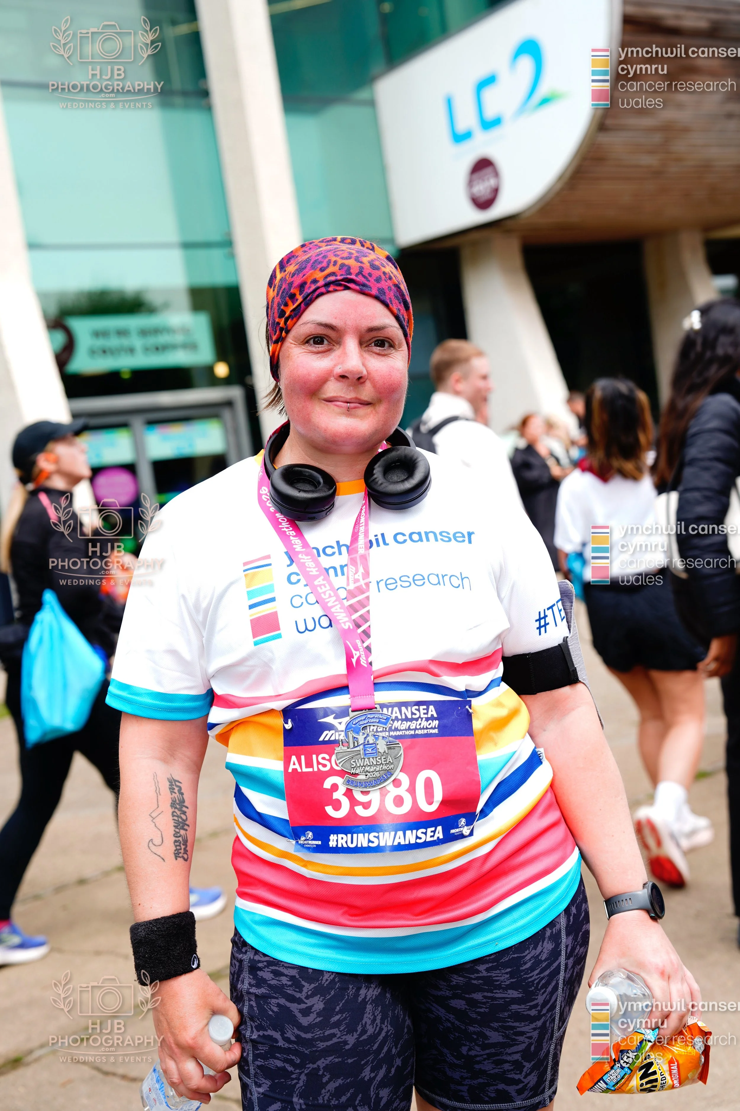 HJBphotography.com_CRWSwanseaHalf_4. Medals_30.jpg
