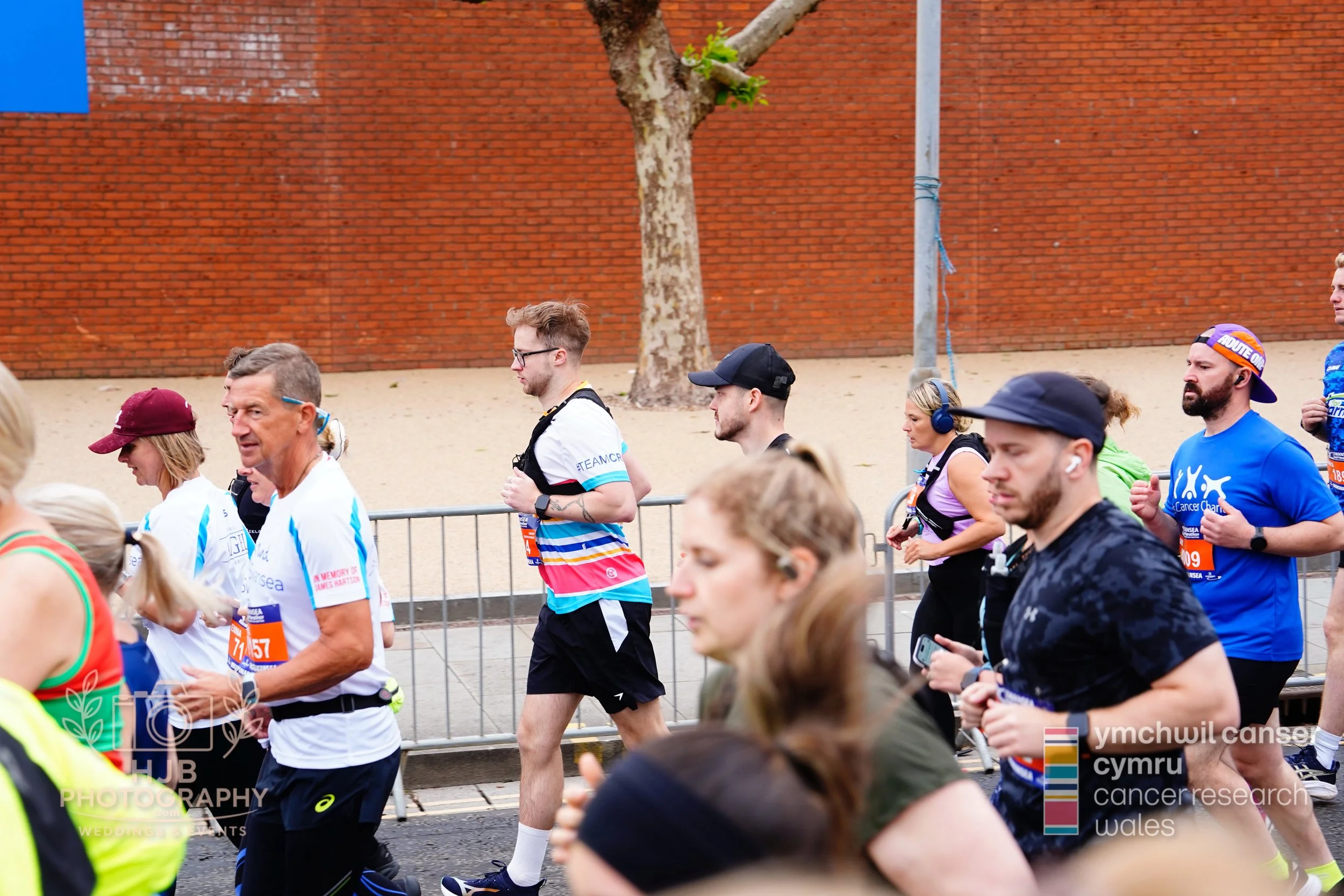 HJBphotography.com_CRWSwanseaHalf_2. The Start_42.jpg