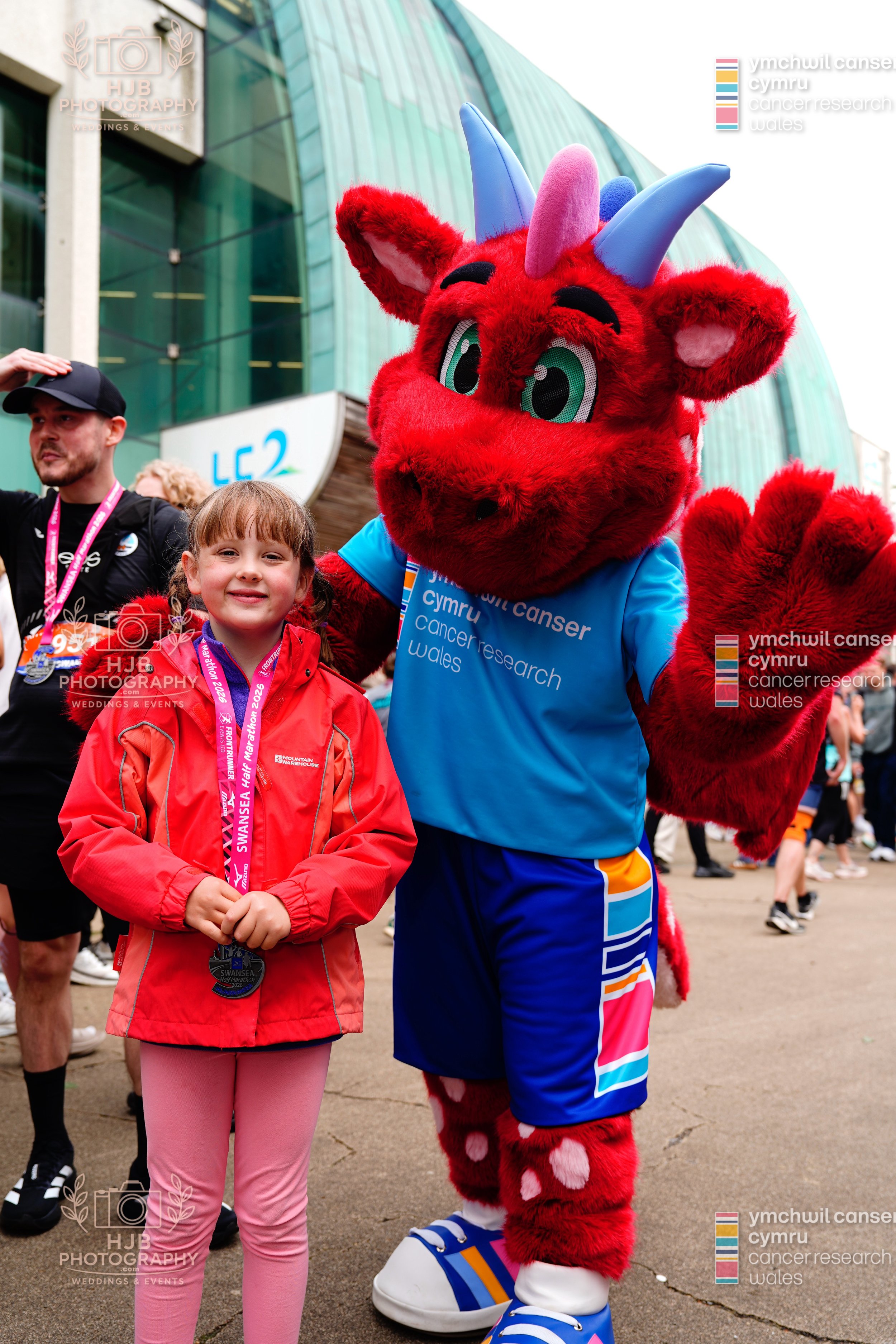 HJBphotography.com_CRWSwanseaHalf_4. Medals_09.jpg
