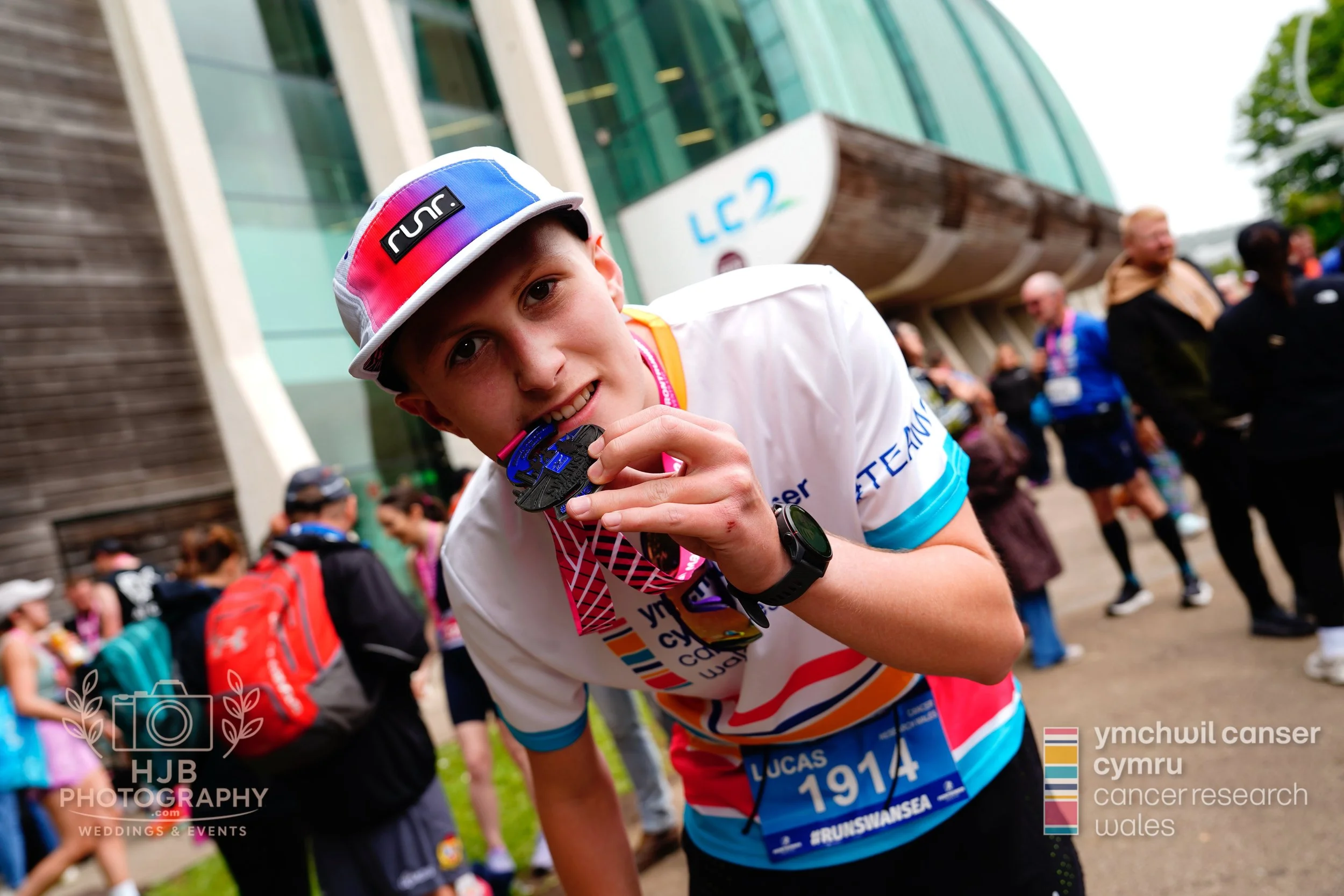 HJBphotography.com_CRWSwanseaHalf_4. Medals_08.jpg