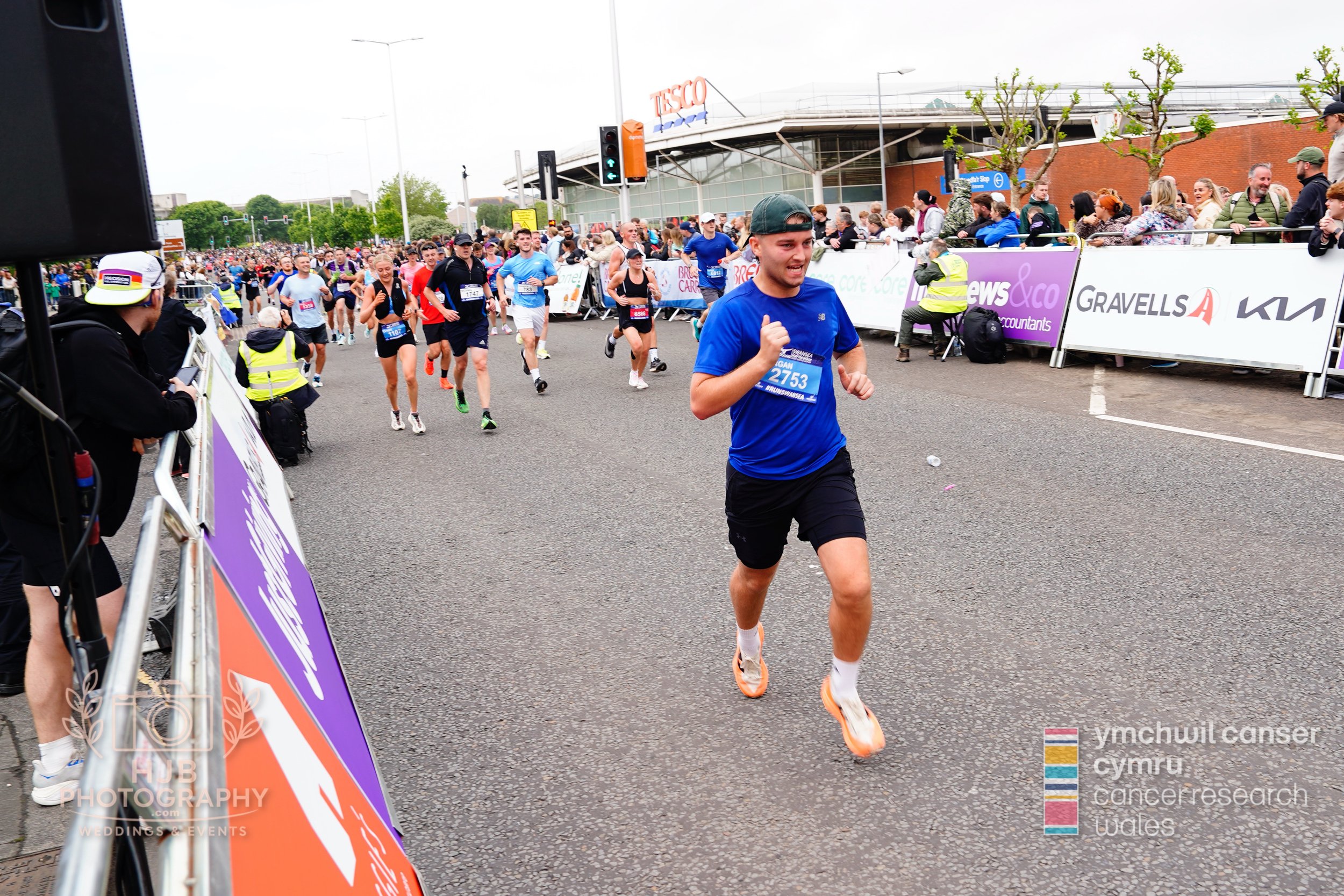 HJBphotography.com_CRWSwanseaHalf_3. The Finish_08.jpg