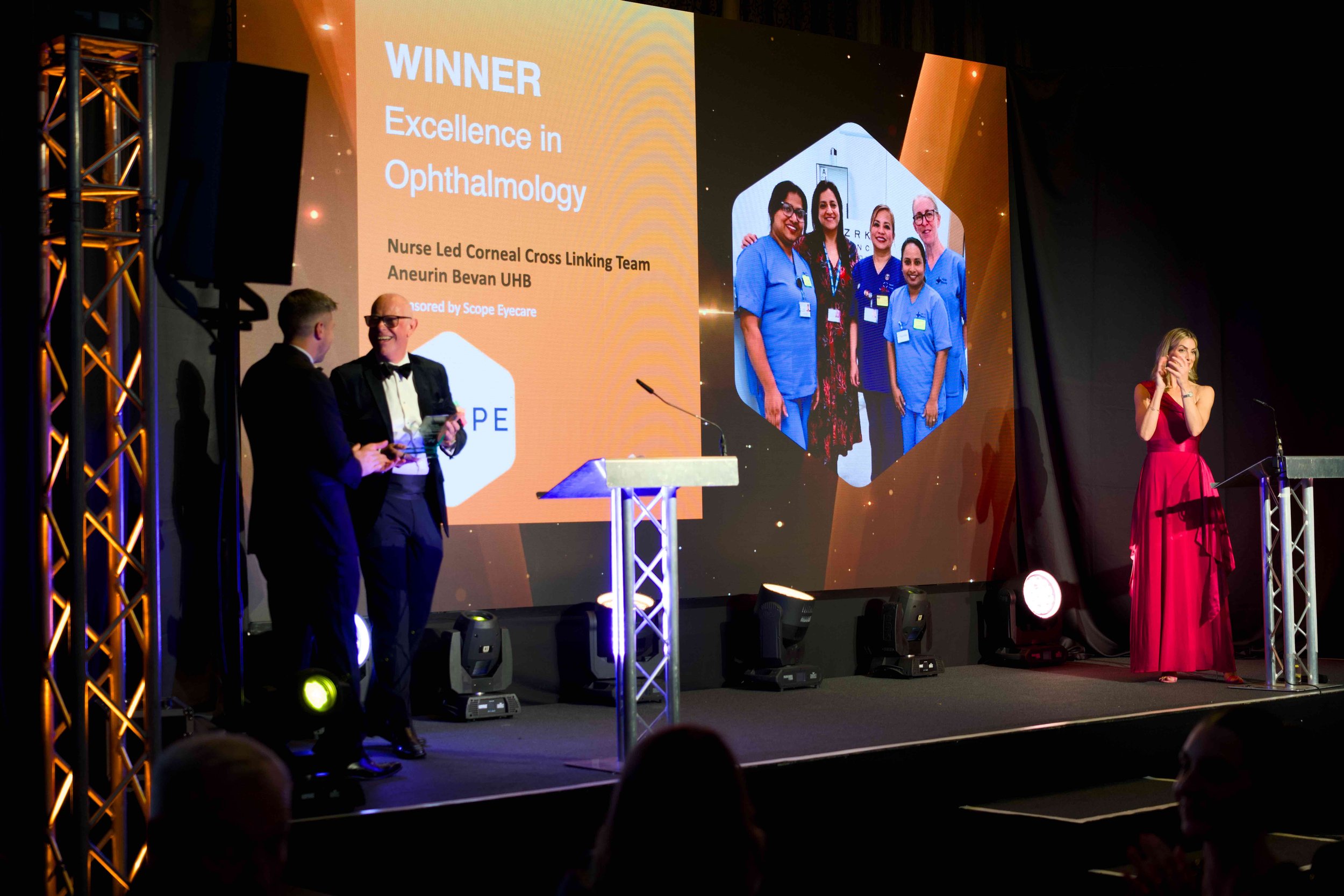 KyronMedia_TheValeHotel_PharmacyAwards2026_PresentingAwardsWEB_040.jpg
