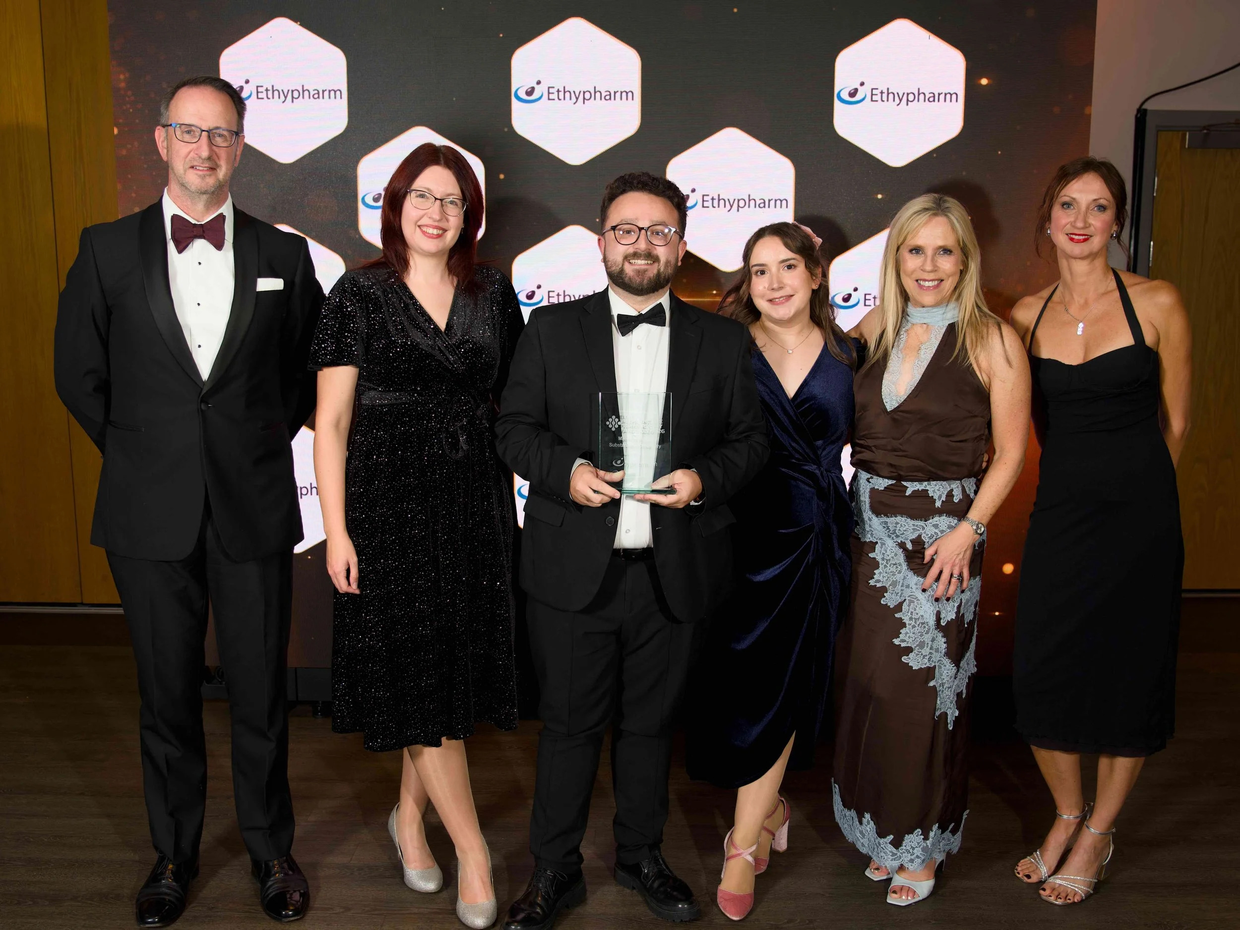 KyronMedia_TheValeHotel_PharmacyAwards2026_PresentingAwardsWEB_018.jpg