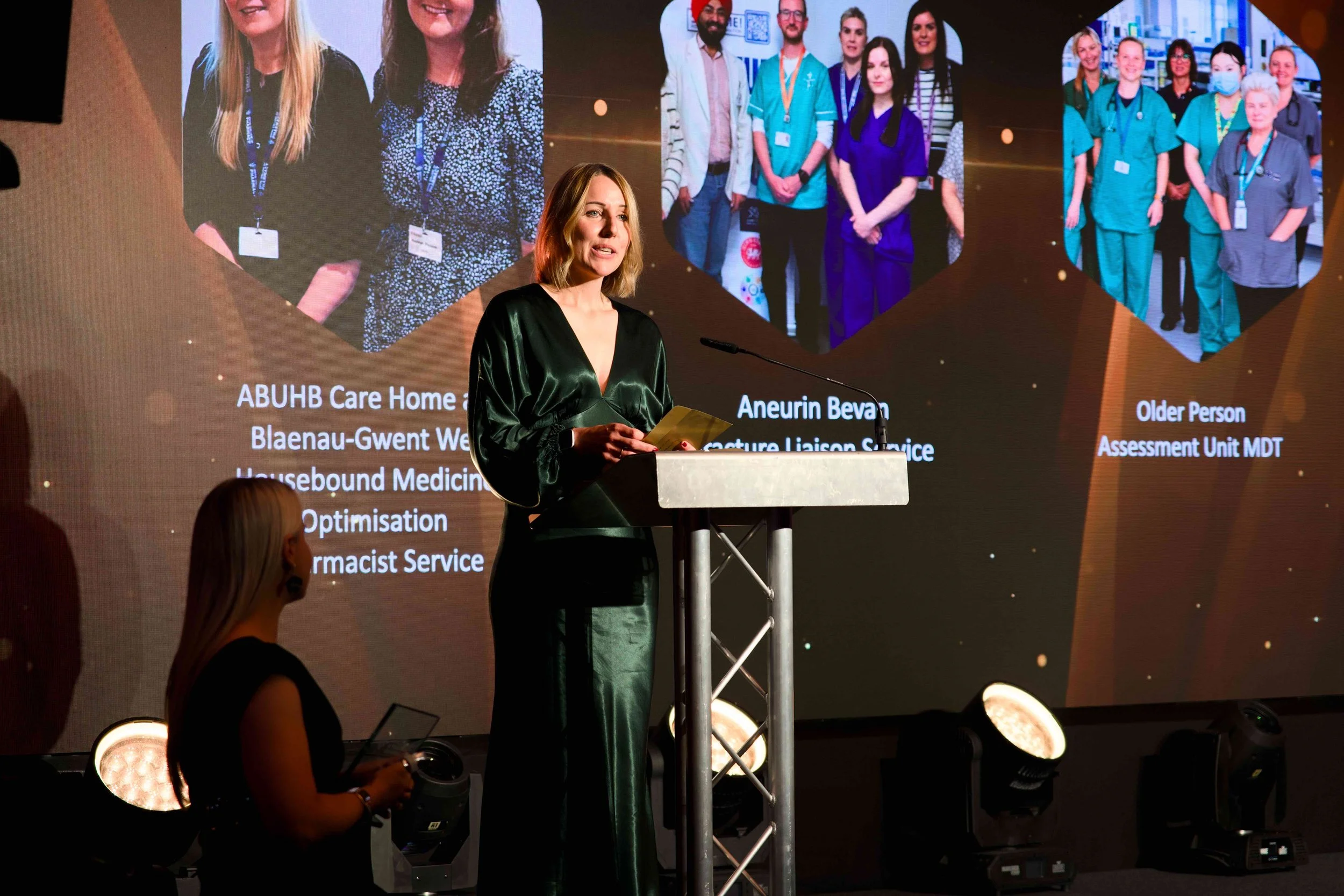 KyronMedia_TheValeHotel_PharmacyAwards2026_PresentingAwardsWEB_087.jpg