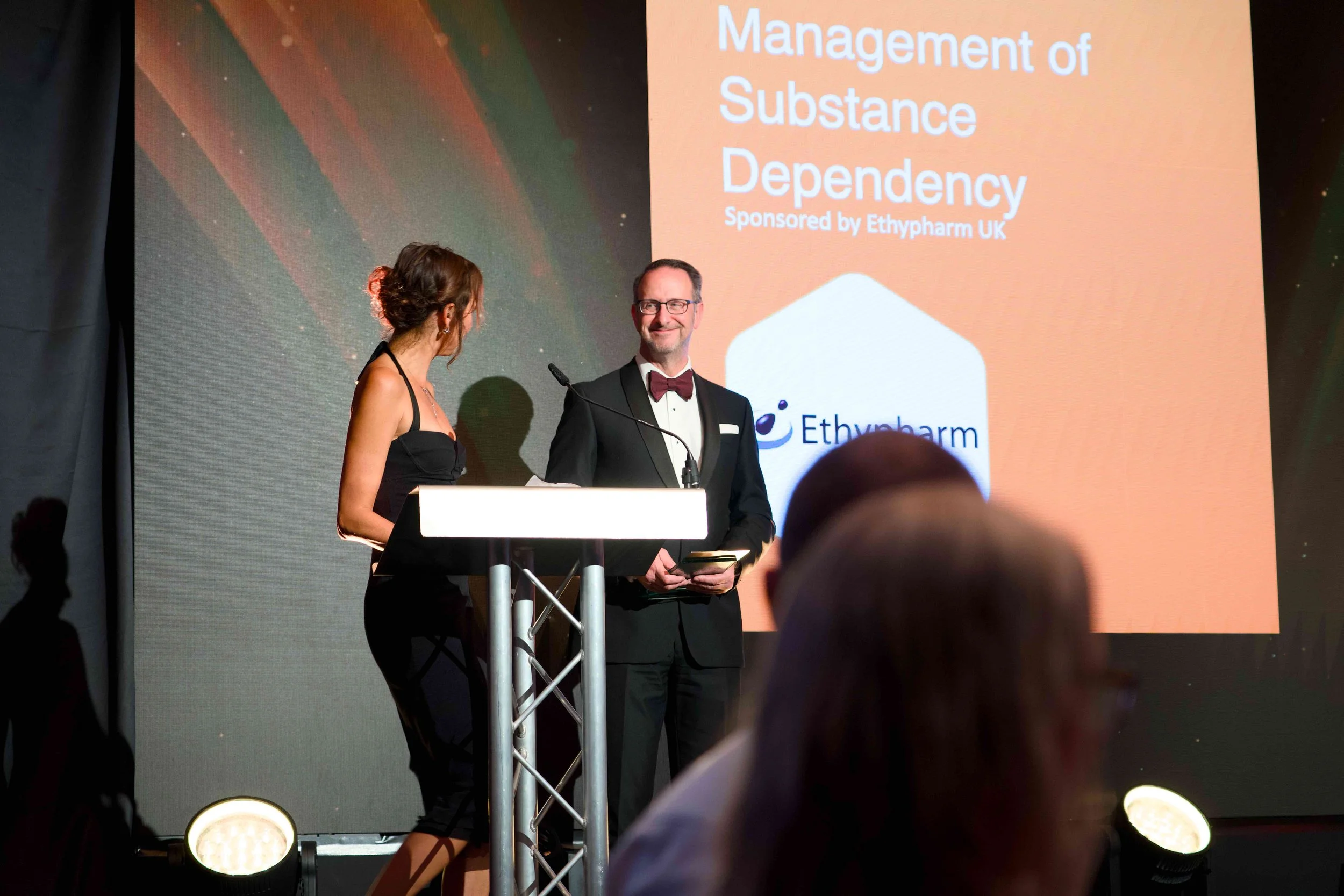 KyronMedia_TheValeHotel_PharmacyAwards2026_PresentingAwardsWEB_012.jpg