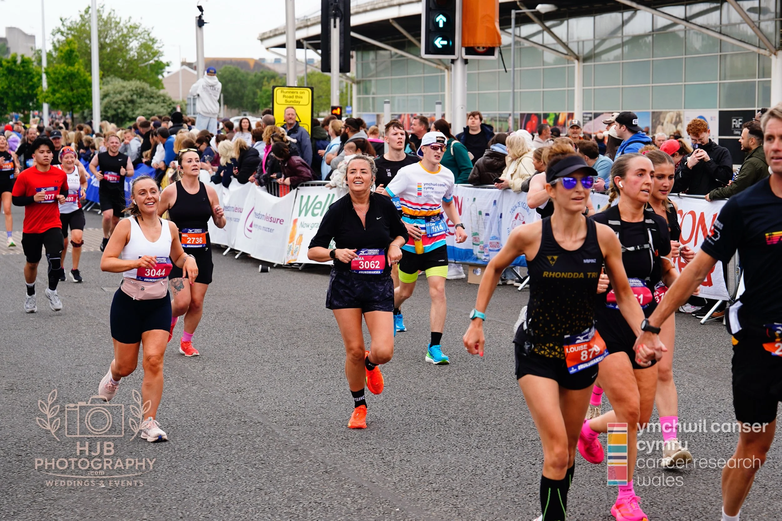 HJBphotography.com_CRWSwanseaHalf_3. The Finish_38.jpg