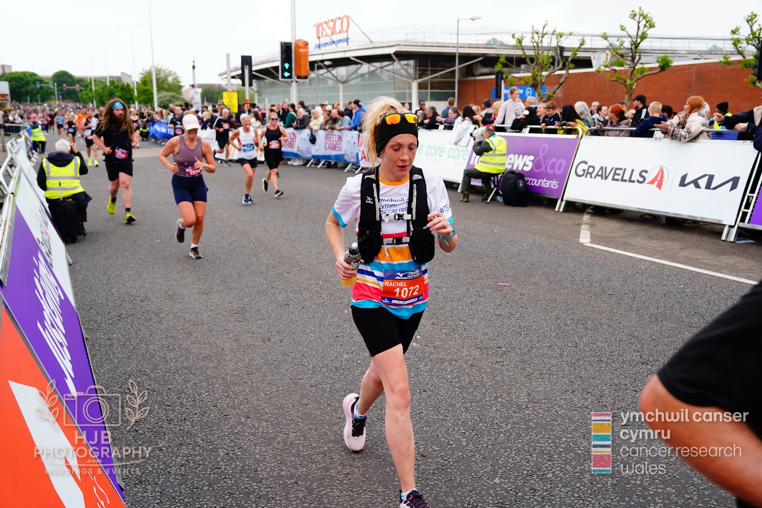 HJBphotography.com_CRWSwanseaHalf_3. The Finish_36.jpg