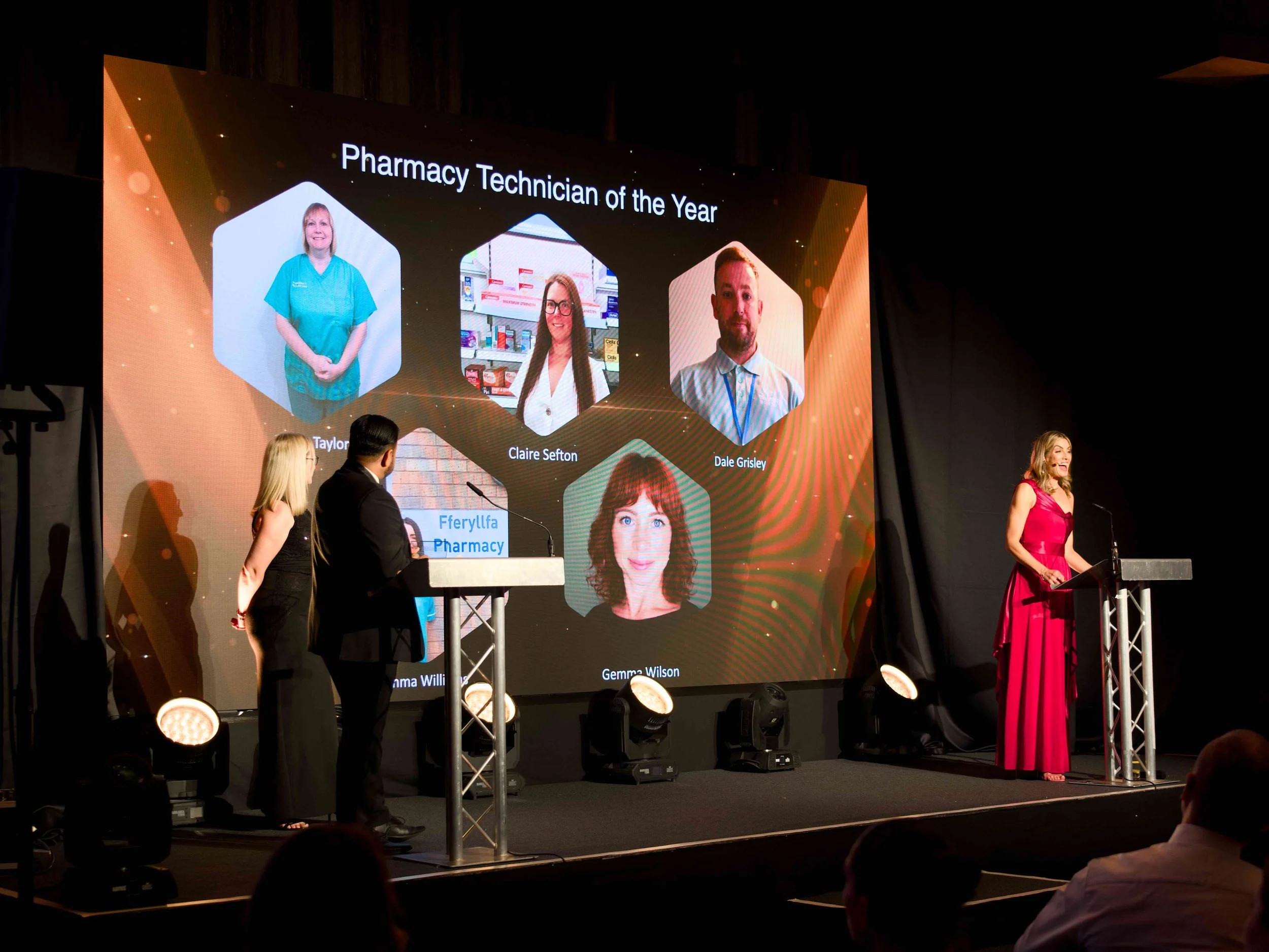 KyronMedia_TheValeHotel_PharmacyAwards2026_PresentingAwardsWEB_033.jpg