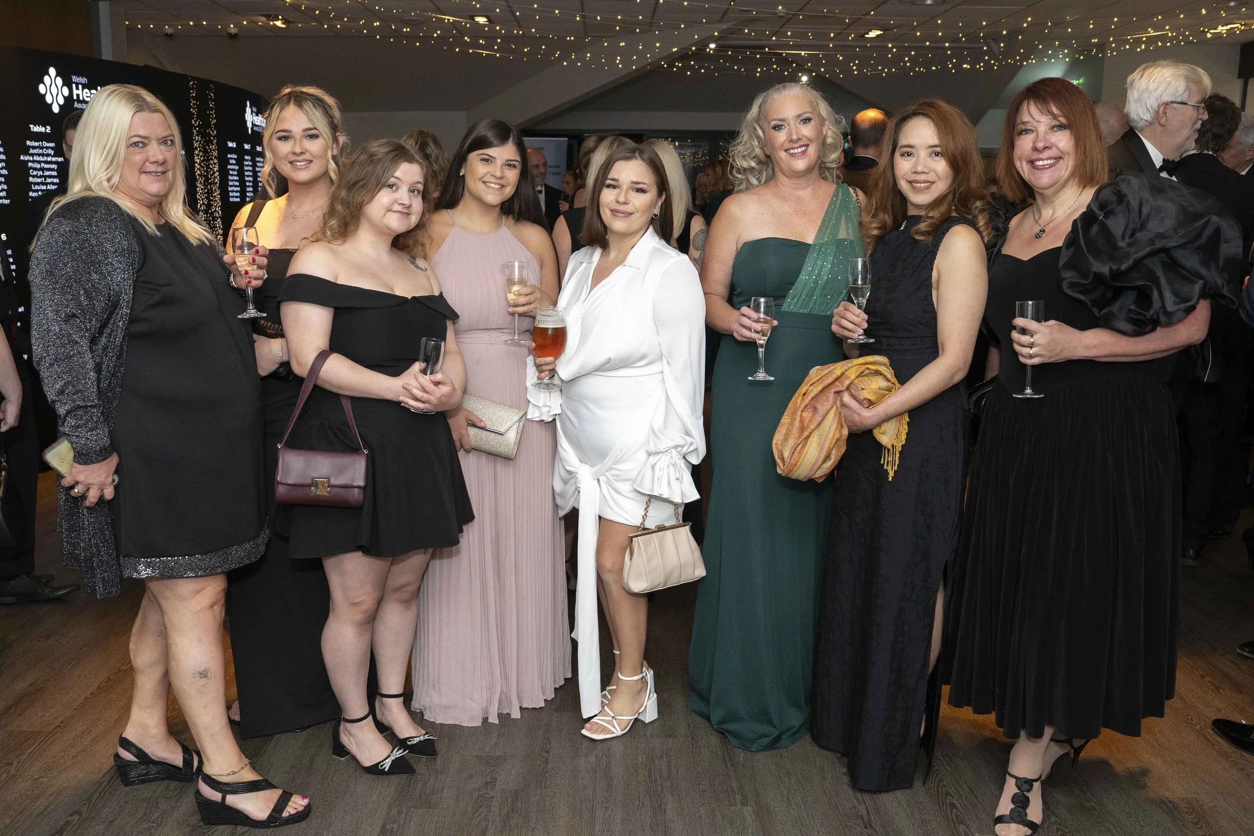 WelshHealthcareAwards2025_Drinks Reception_020_HJBphotography.com.jpg