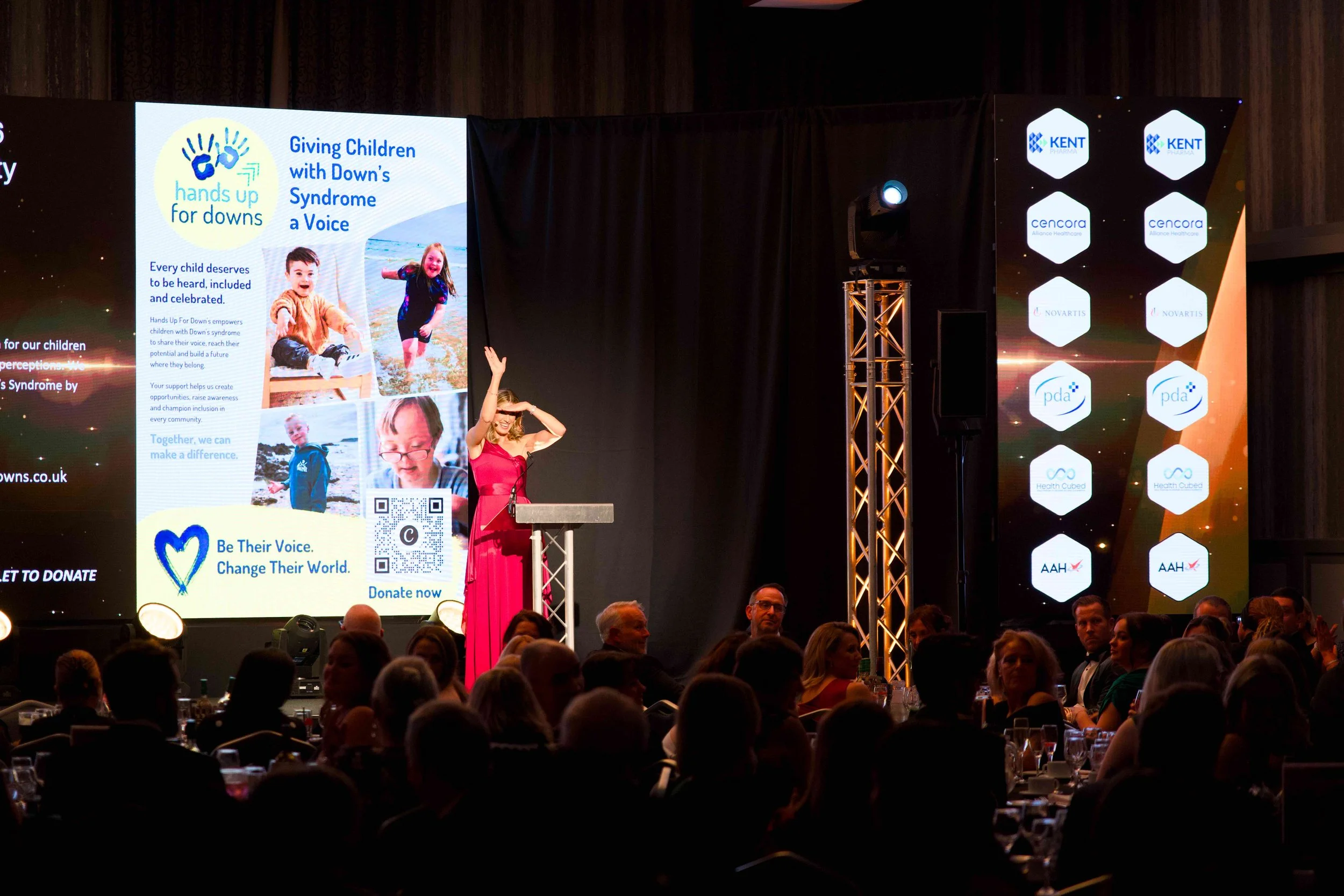 KyronMedia_TheValeHotel_PharmacyAwards2026_PresentingAwardsWEB_007.jpg