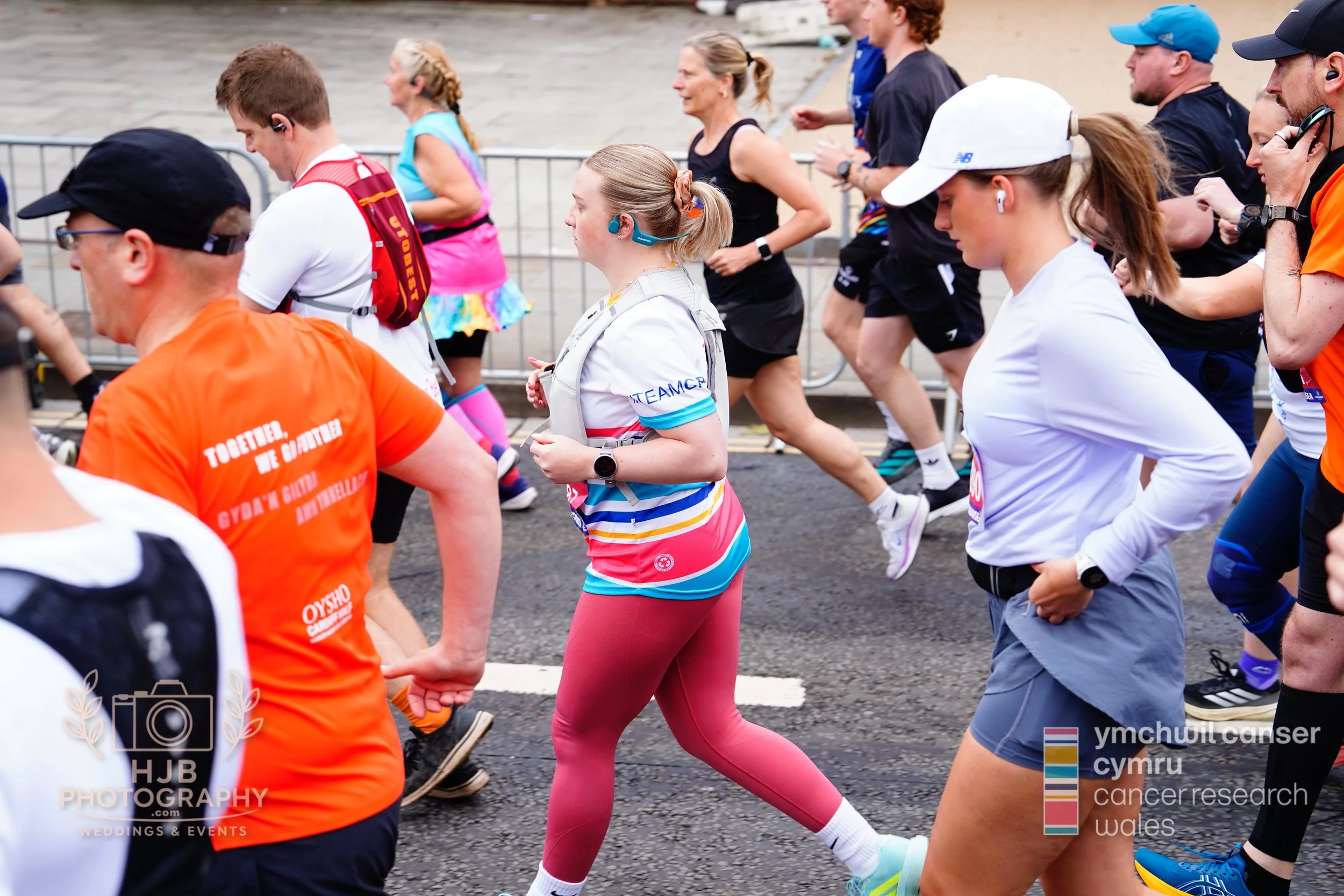 HJBphotography.com_CRWSwanseaHalf_2. The Start_37.jpg