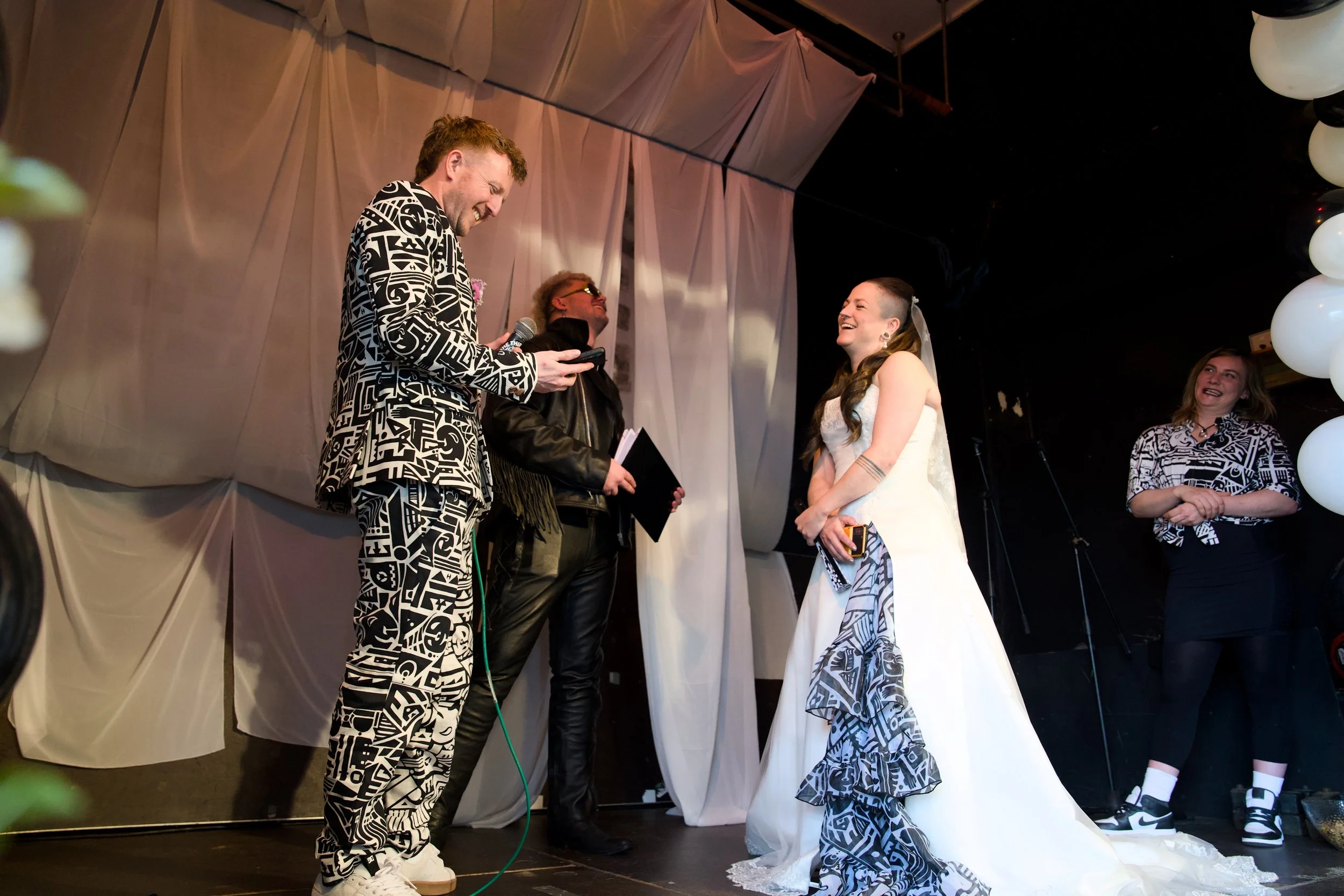 HJBP_Sam&Beth_1.Celebration_19.jpg