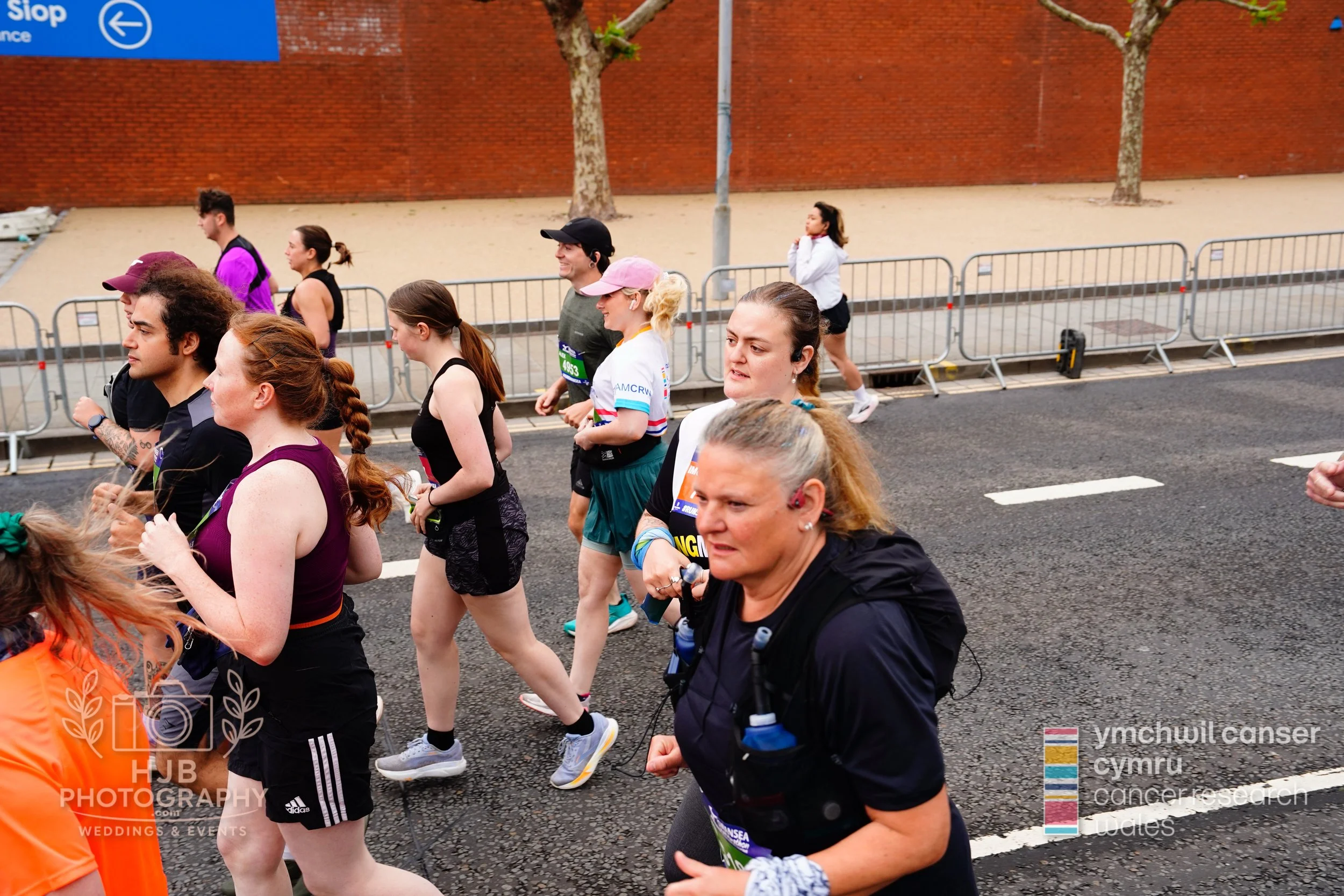 HJBphotography.com_CRWSwanseaHalf_2. The Start_02.jpg