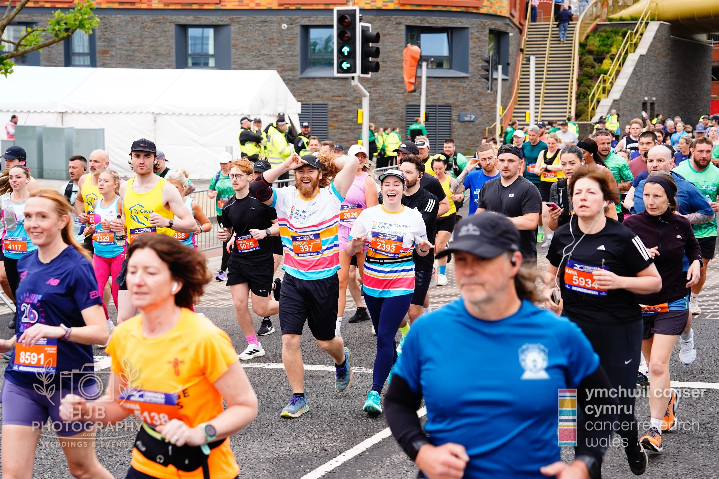 HJBphotography.com_CRWSwanseaHalf_2. The Start_65.jpg