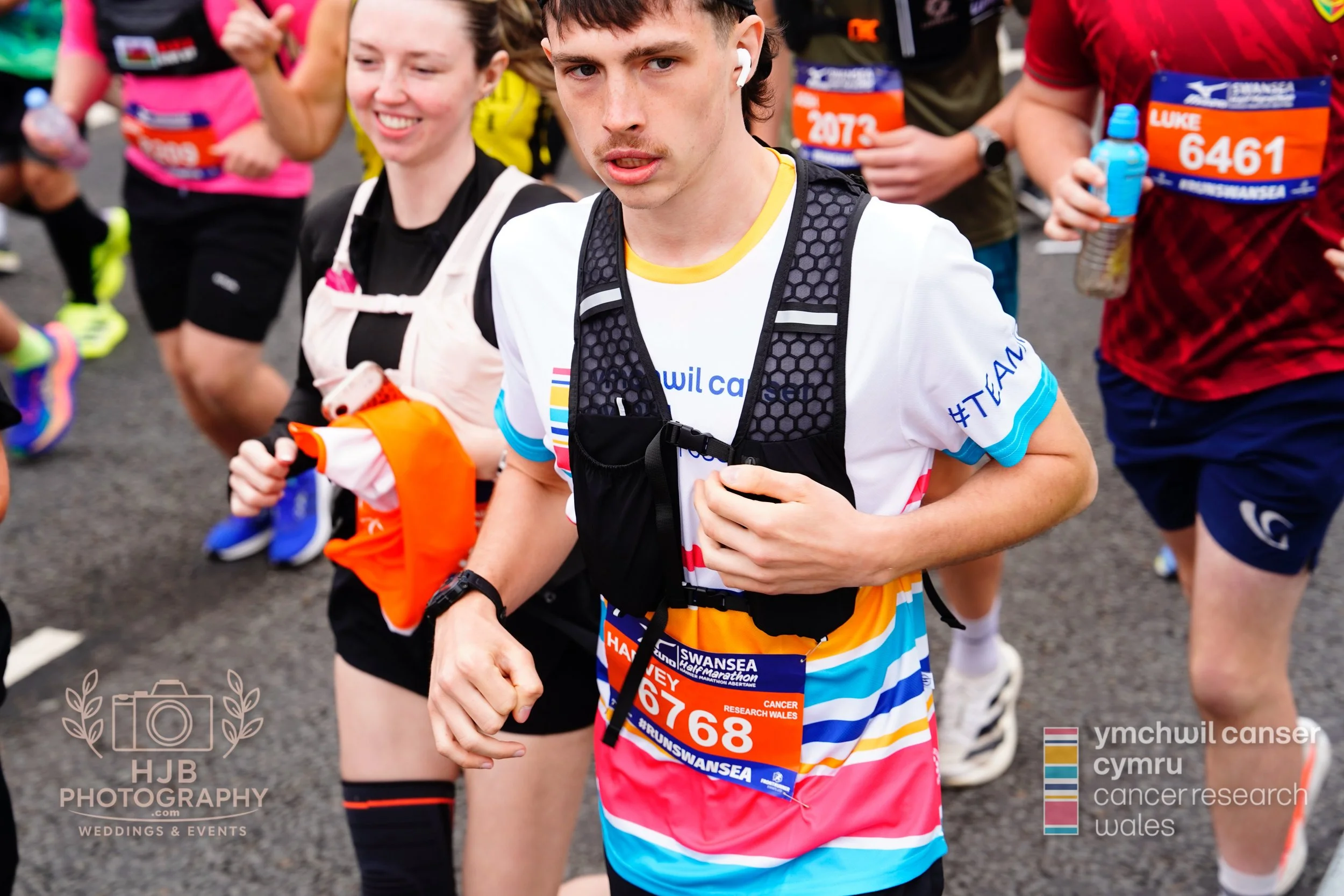 HJBphotography.com_CRWSwanseaHalf_2. The Start_44.jpg