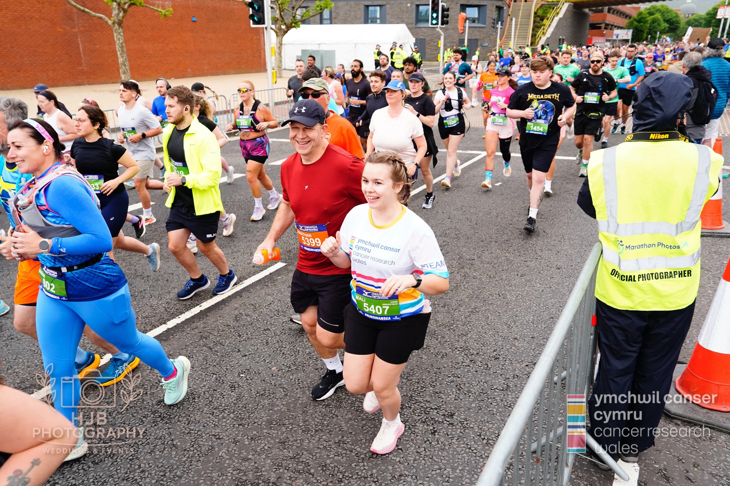 HJBphotography.com_CRWSwanseaHalf_2. The Start_78.jpg