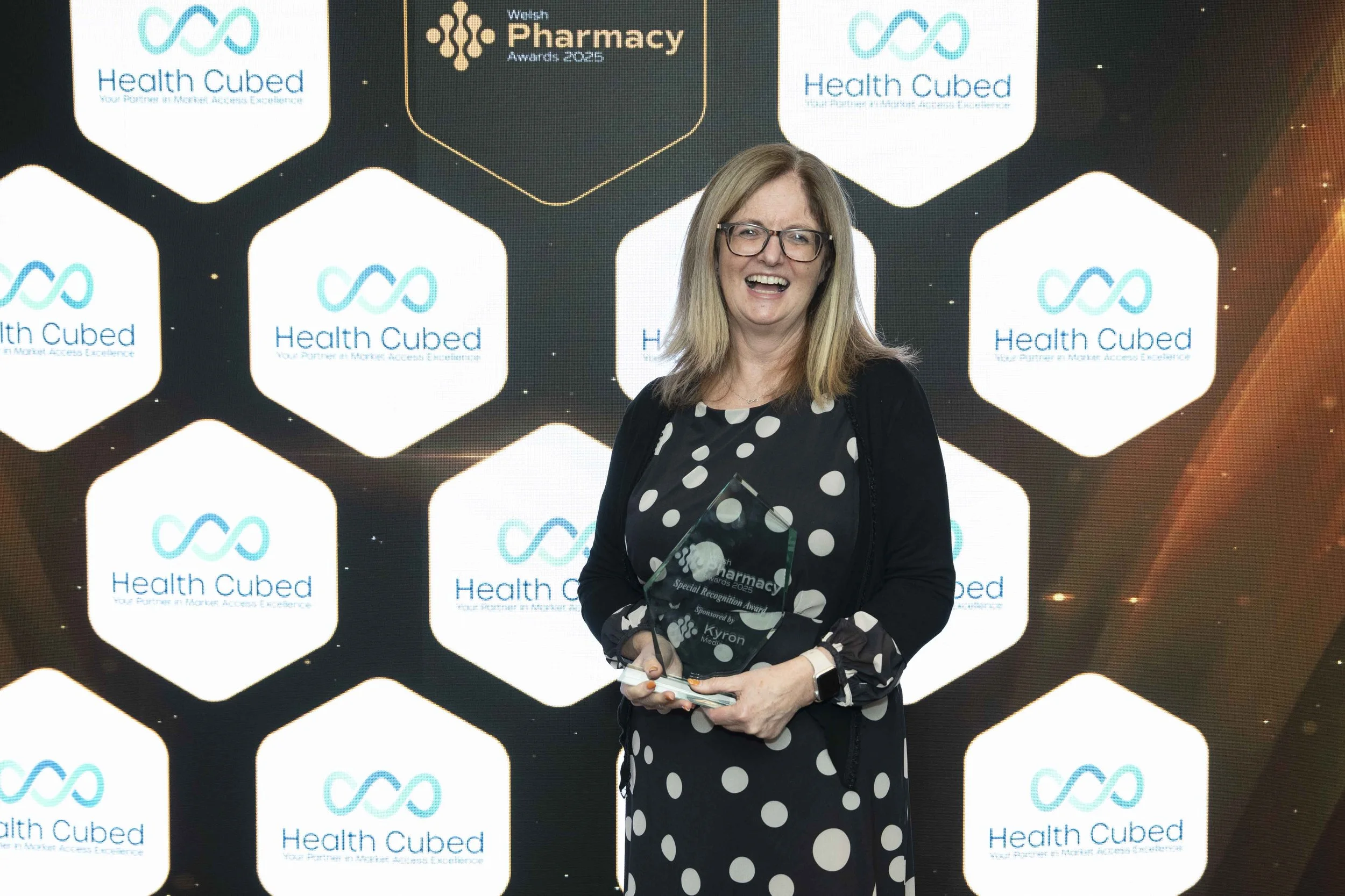 WelshPharmacyAwards2025_AwardsPresentation_012_HJBphotography.com.jpg