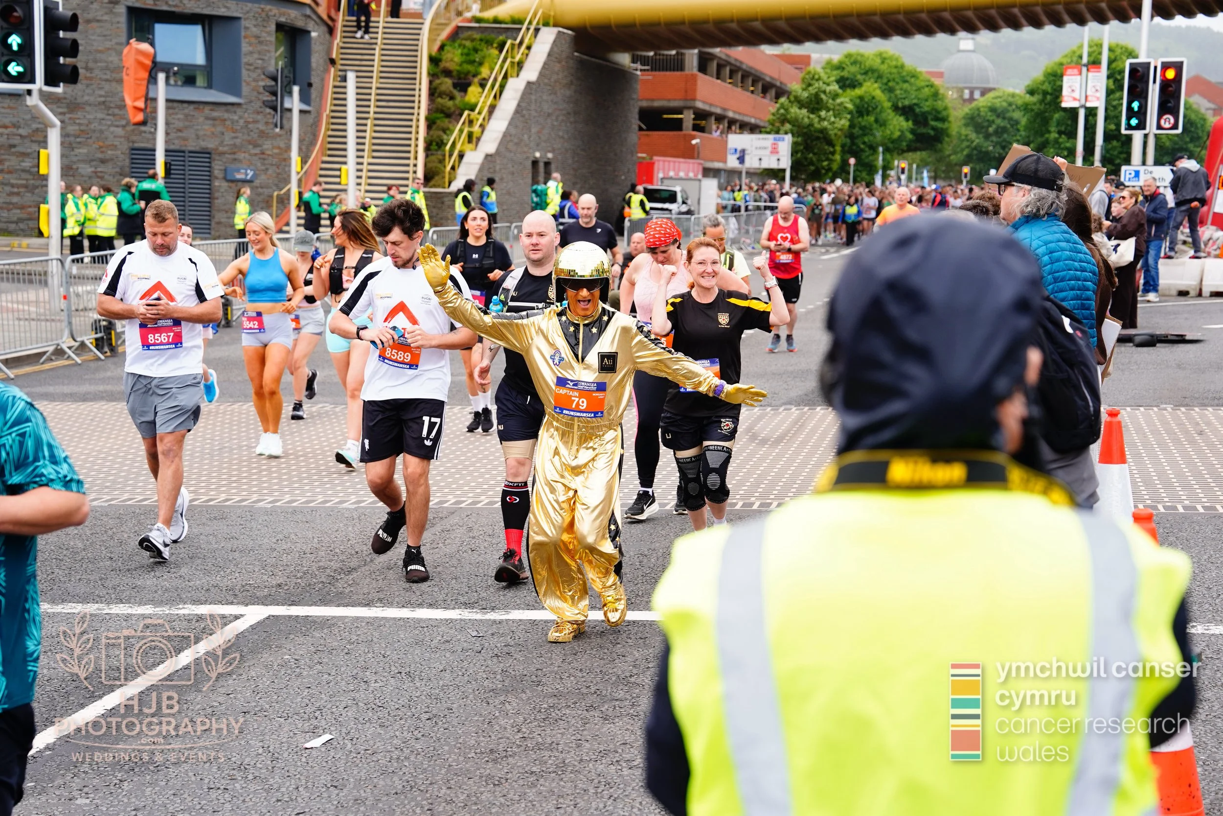 HJBphotography.com_CRWSwanseaHalf_2. The Start_69.jpg