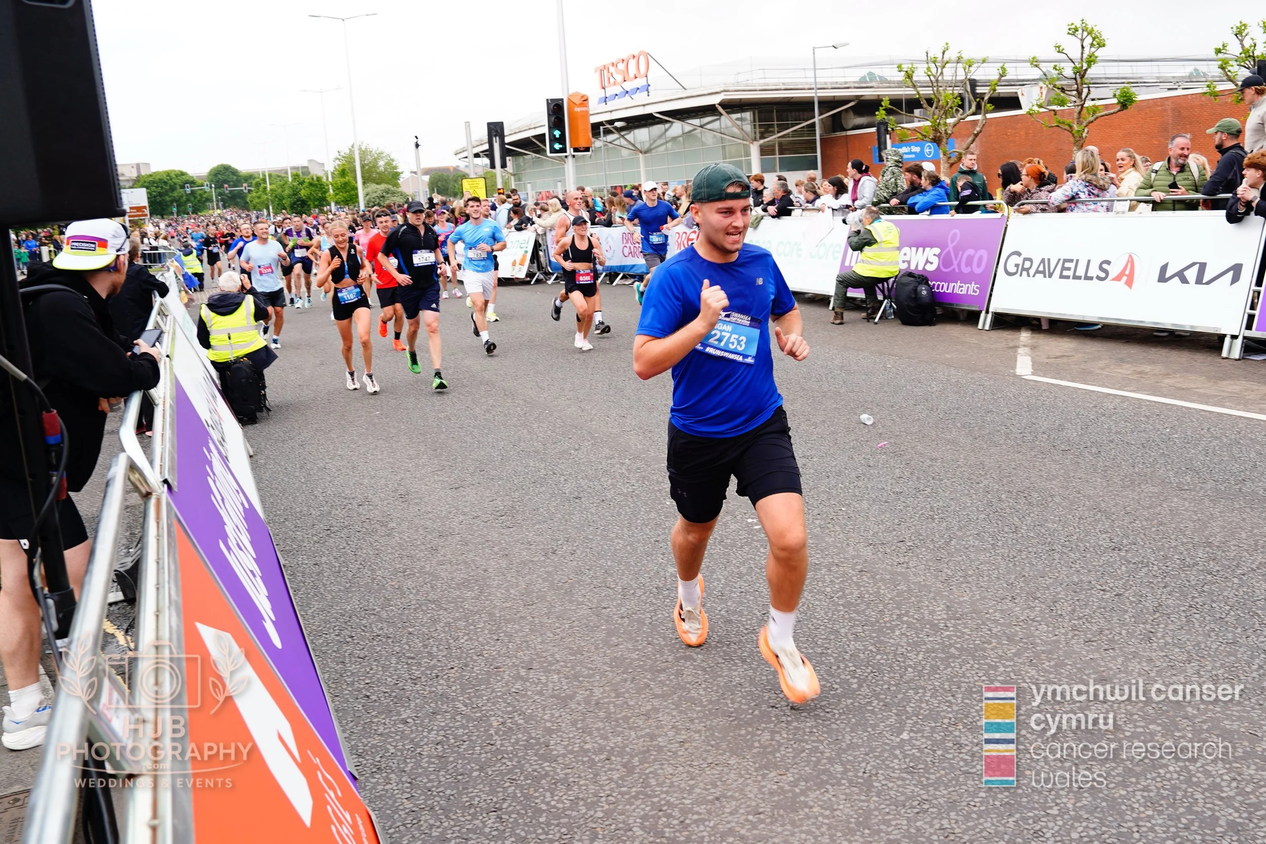 HJBphotography.com_CRWSwanseaHalf_3. The Finish_09.jpg