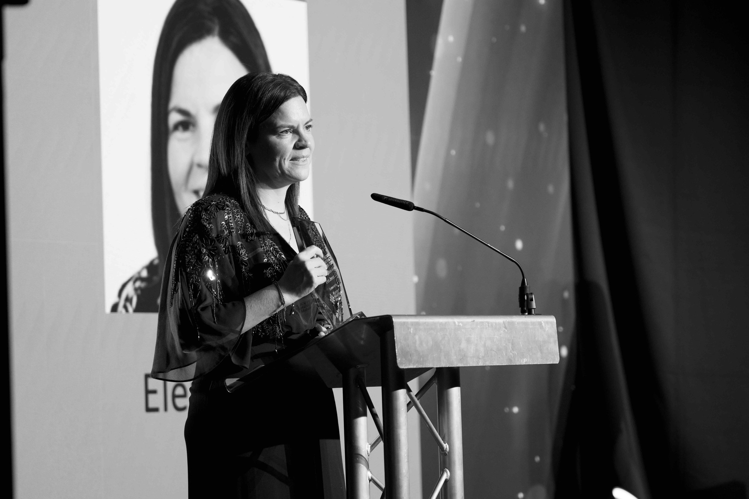 KyronMedia_TheValeHotel_PharmacyAwards2026_PresentingAwardsWEB_129.jpg