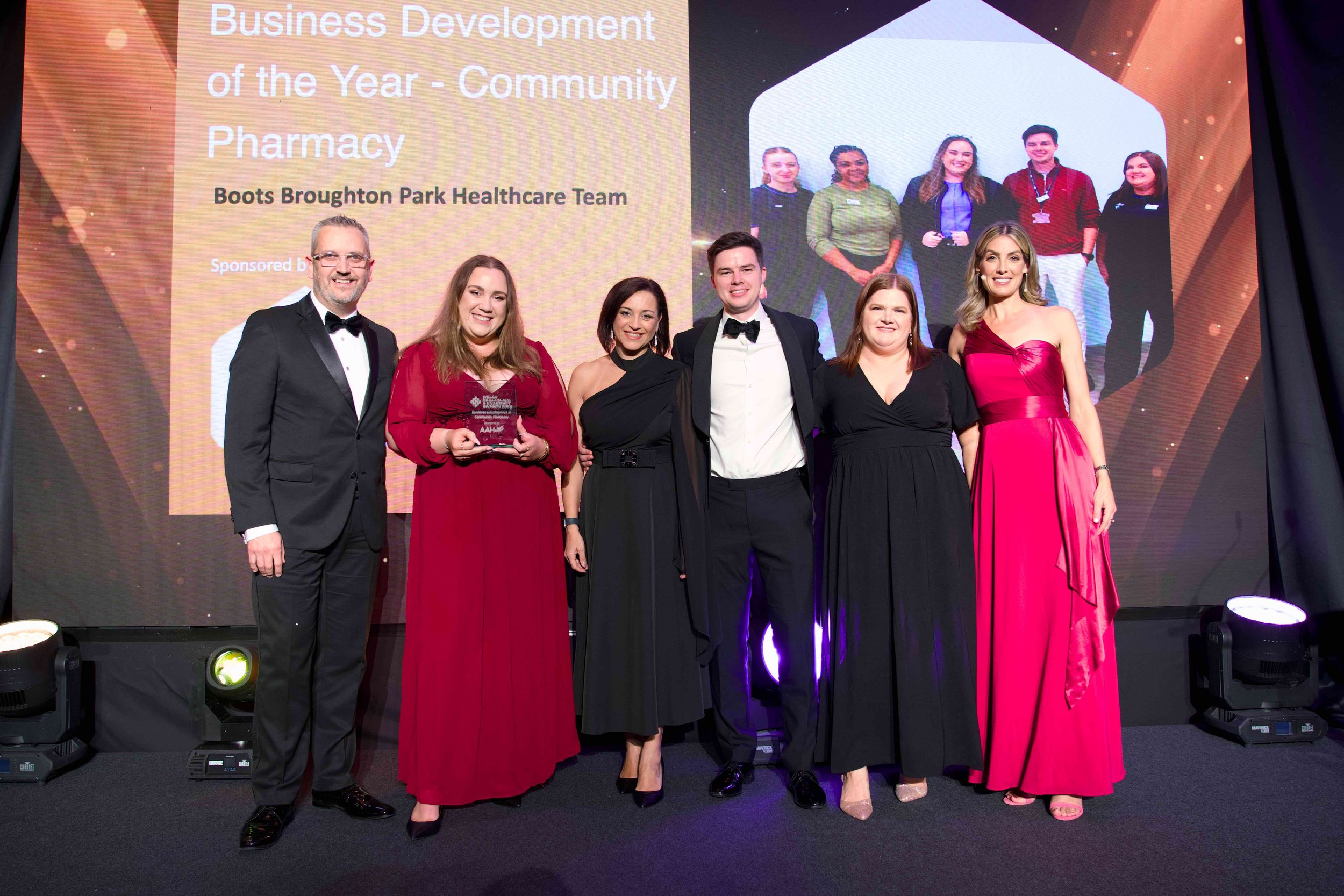 KyronMedia_TheValeHotel_PharmacyAwards2026_PresentingAwardsWEB_095.jpg