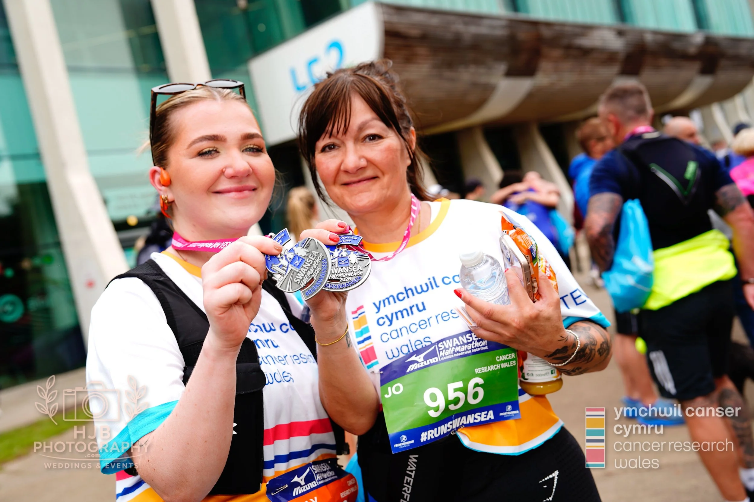 HJBphotography.com_CRWSwanseaHalf_4. Medals_41.jpg