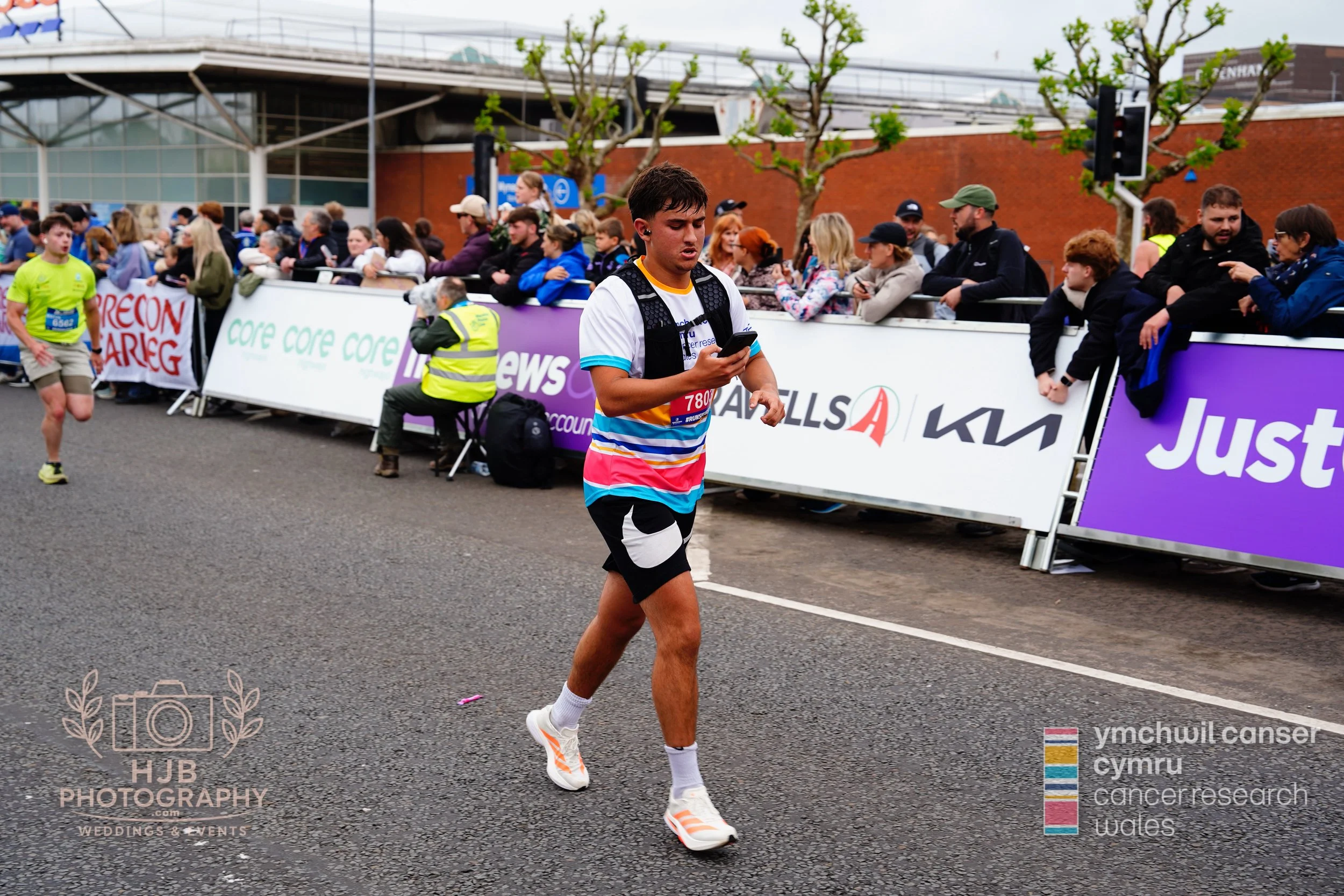 HJBphotography.com_CRWSwanseaHalf_3. The Finish_30.jpg