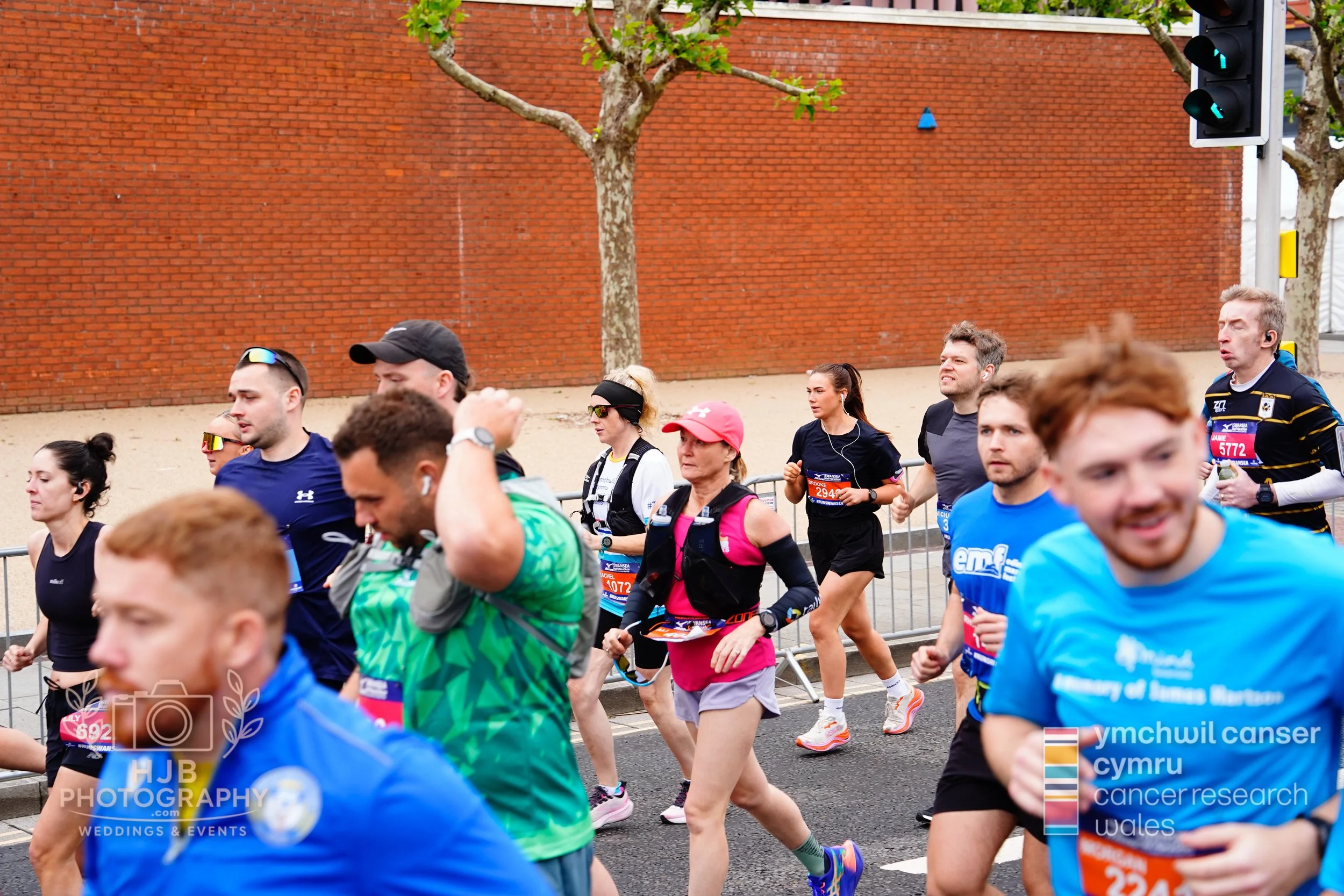 HJBphotography.com_CRWSwanseaHalf_2. The Start_34.jpg