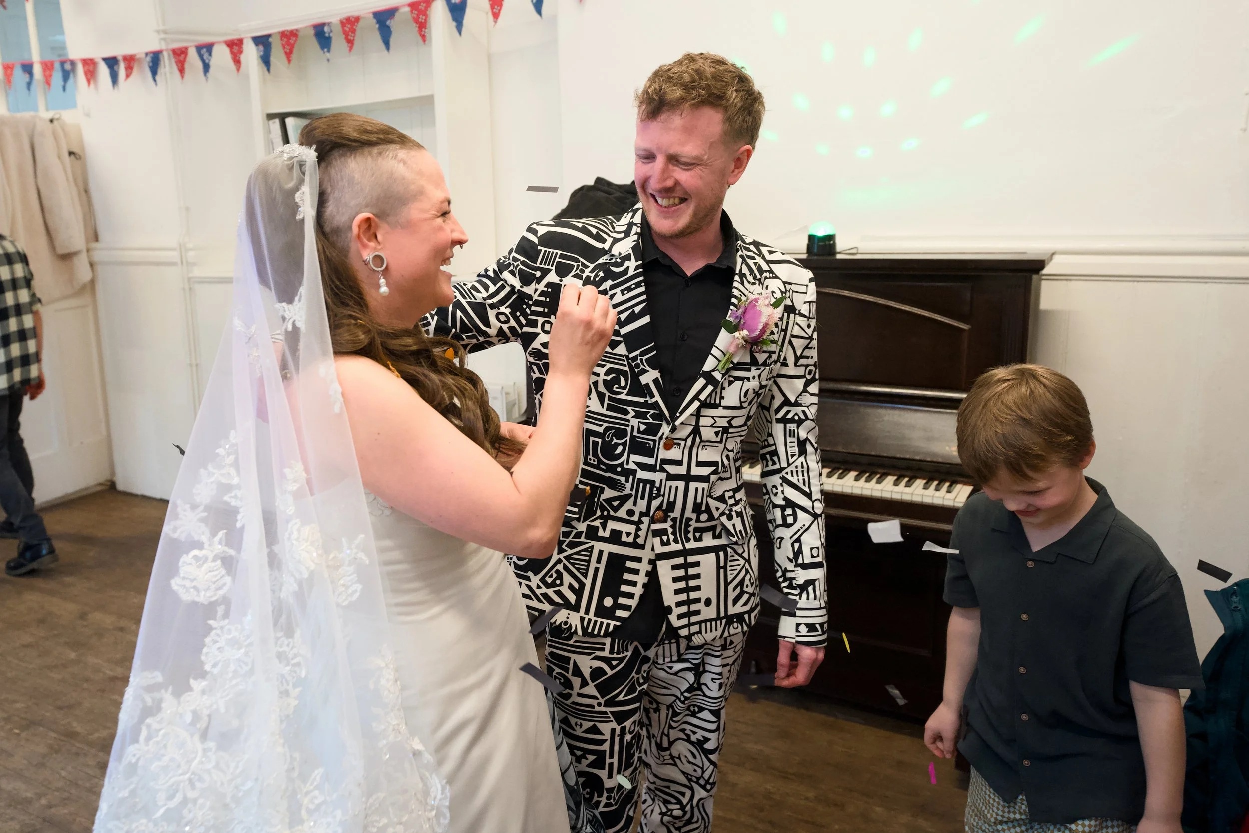 HJBP_Sam&Beth_1.Celebration_38.jpg